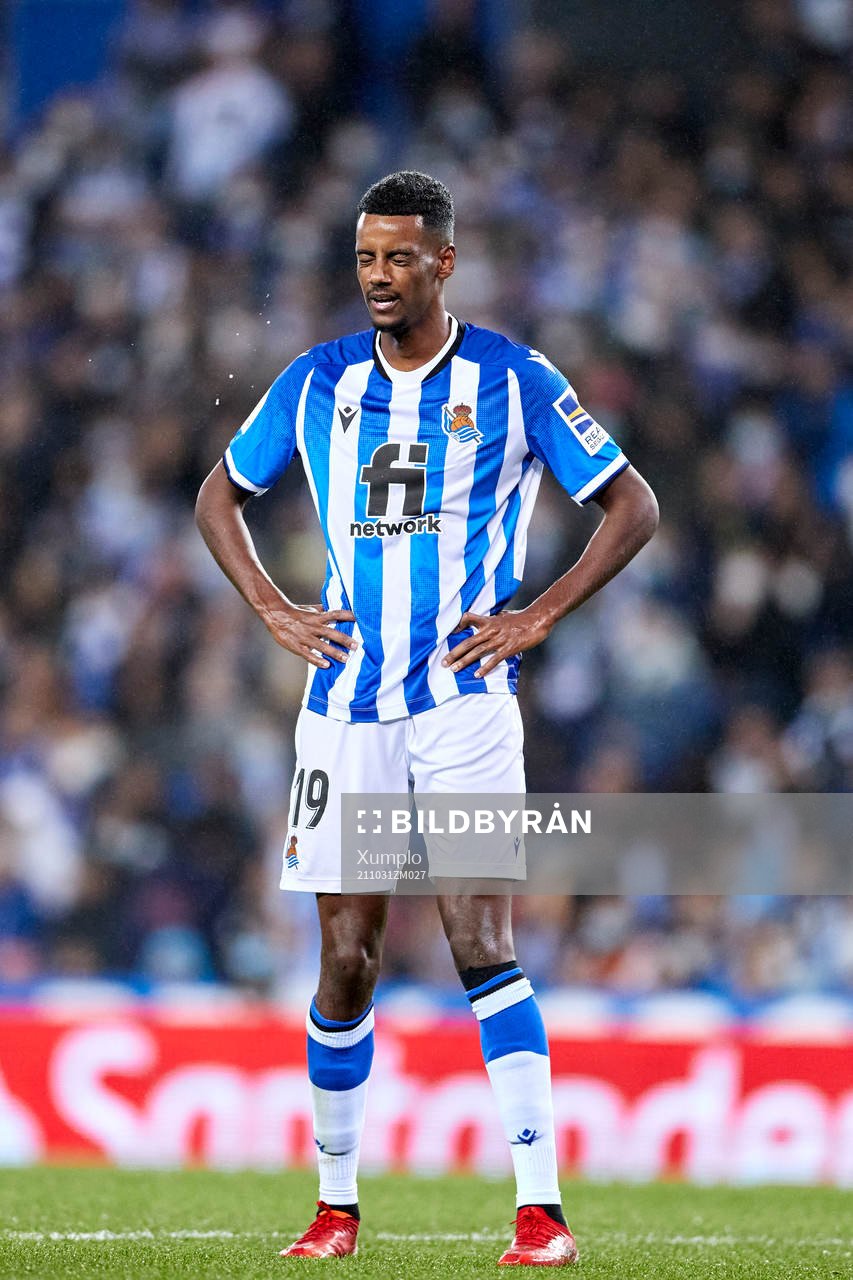 Alexander Isak of Real Sociedad reacts