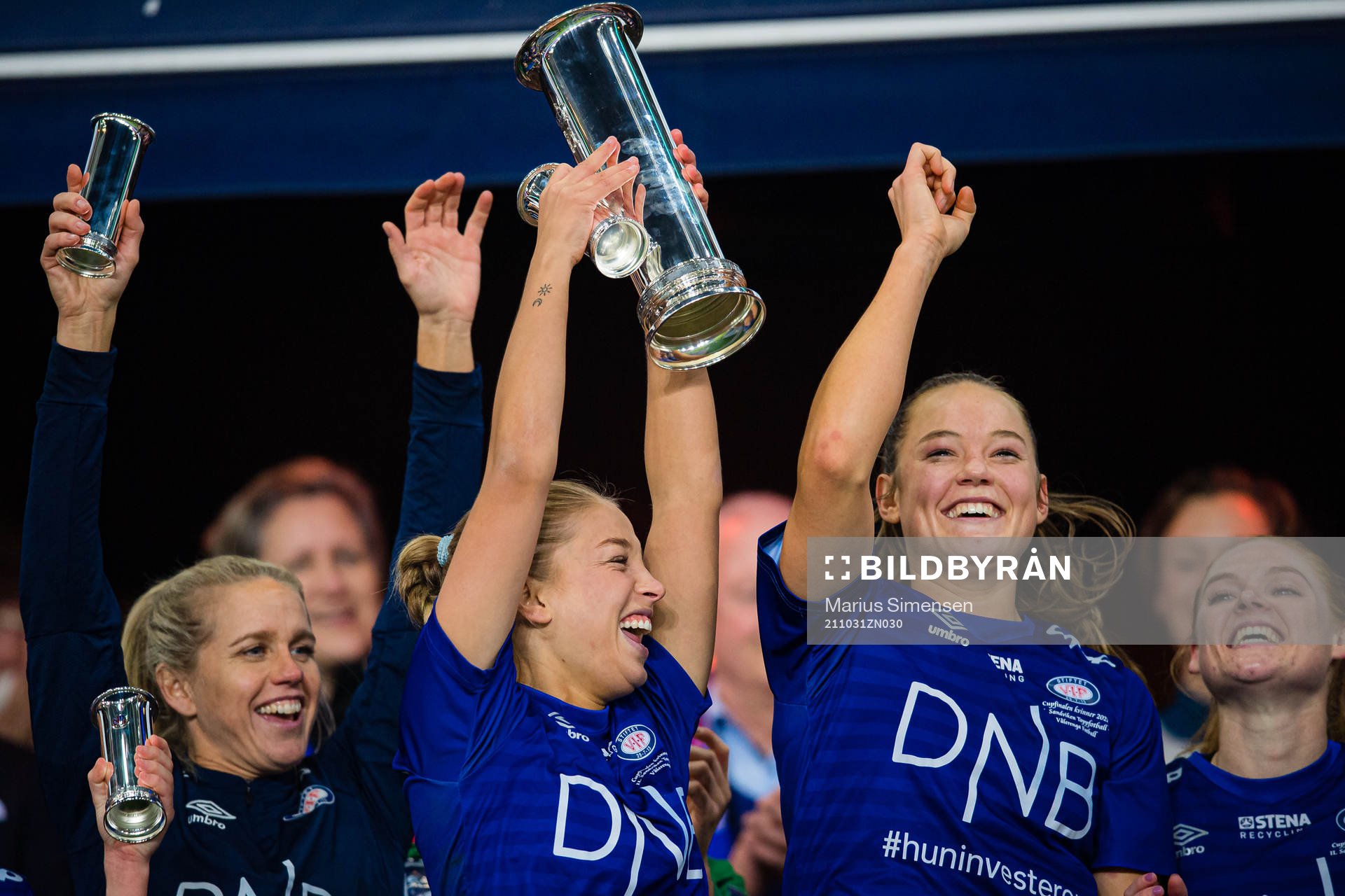 Rikke Bogetveit Nygard of Vålerenga celebrates with the