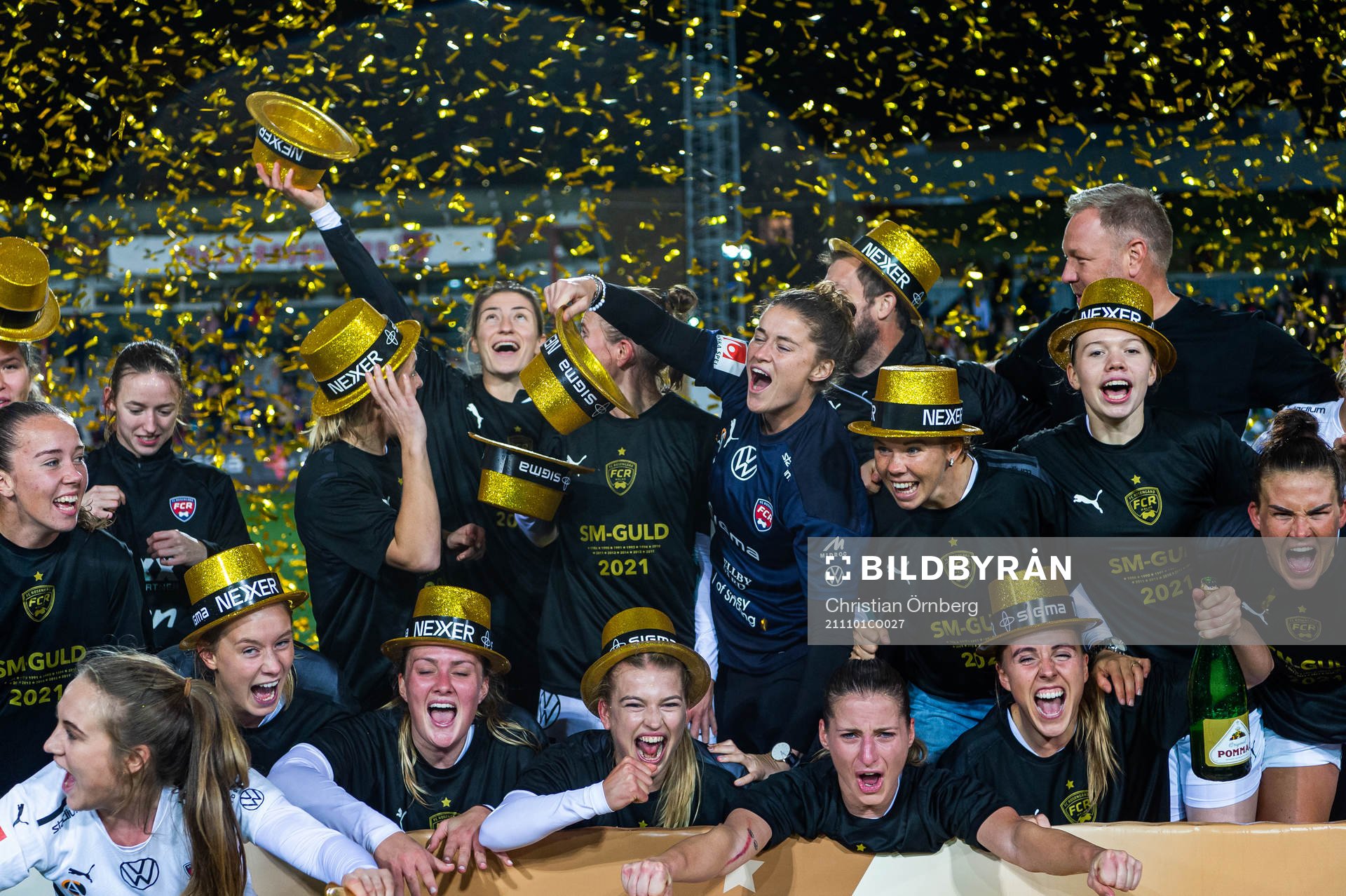 Rosengårds spelare jublar och firar SM-guldet