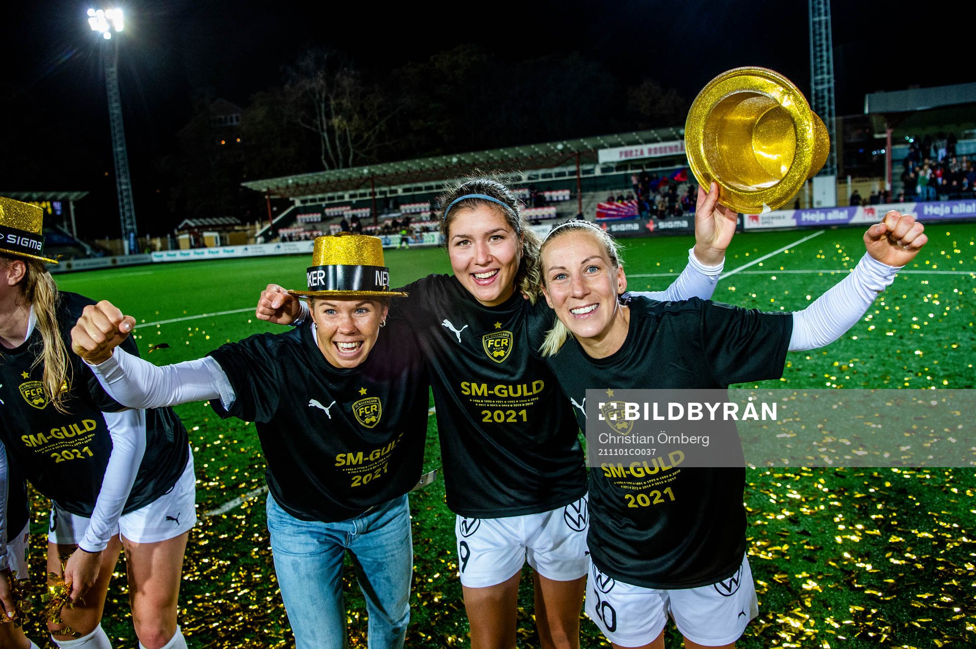 Rosengårds spelare jublar och firar SM-guldet