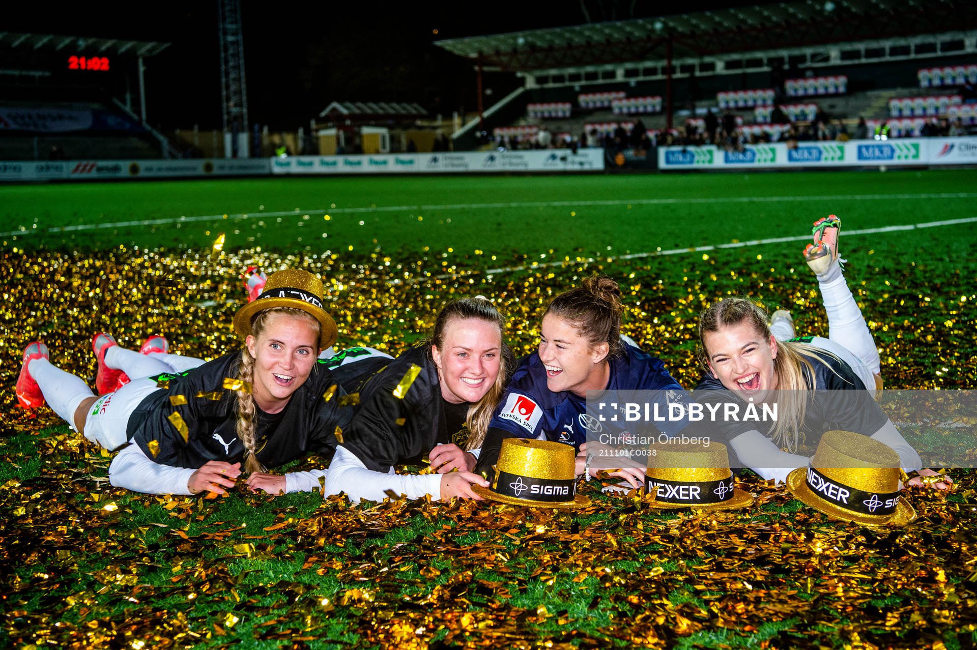 Rosengårds spelare jublar och firar SM-guldet