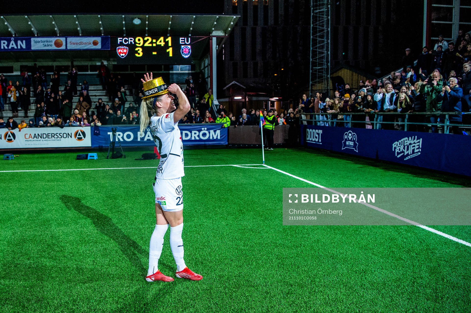 Rosengårds Olivia Schough jublar och firar SM-guldet