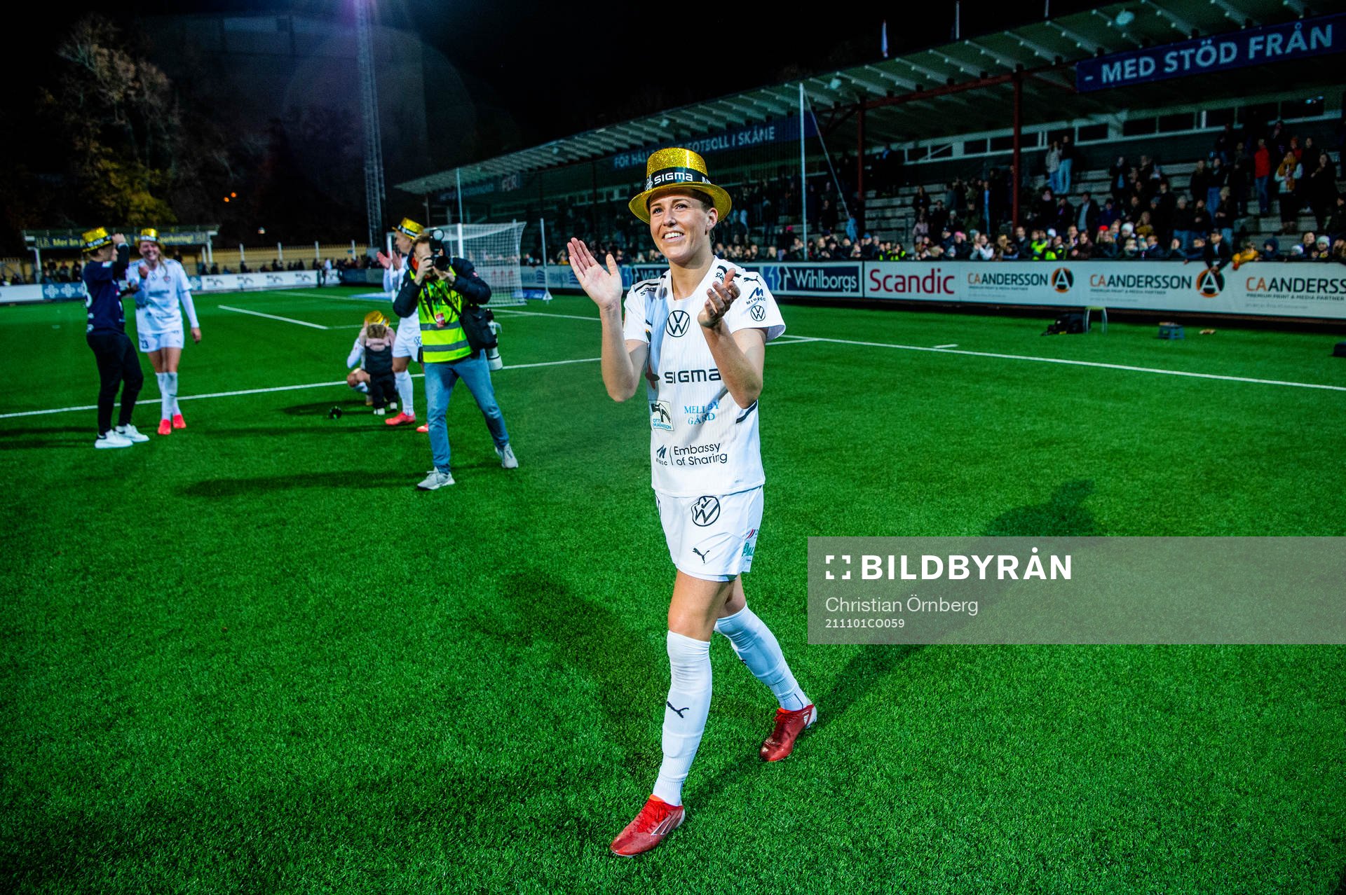 Rosengårds Olivia Schough jublar och firar SM-guldet