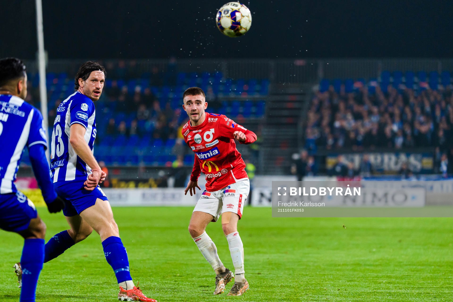 IFK Göteborgs Gustav Svensson och Degerfors Anton Kralj