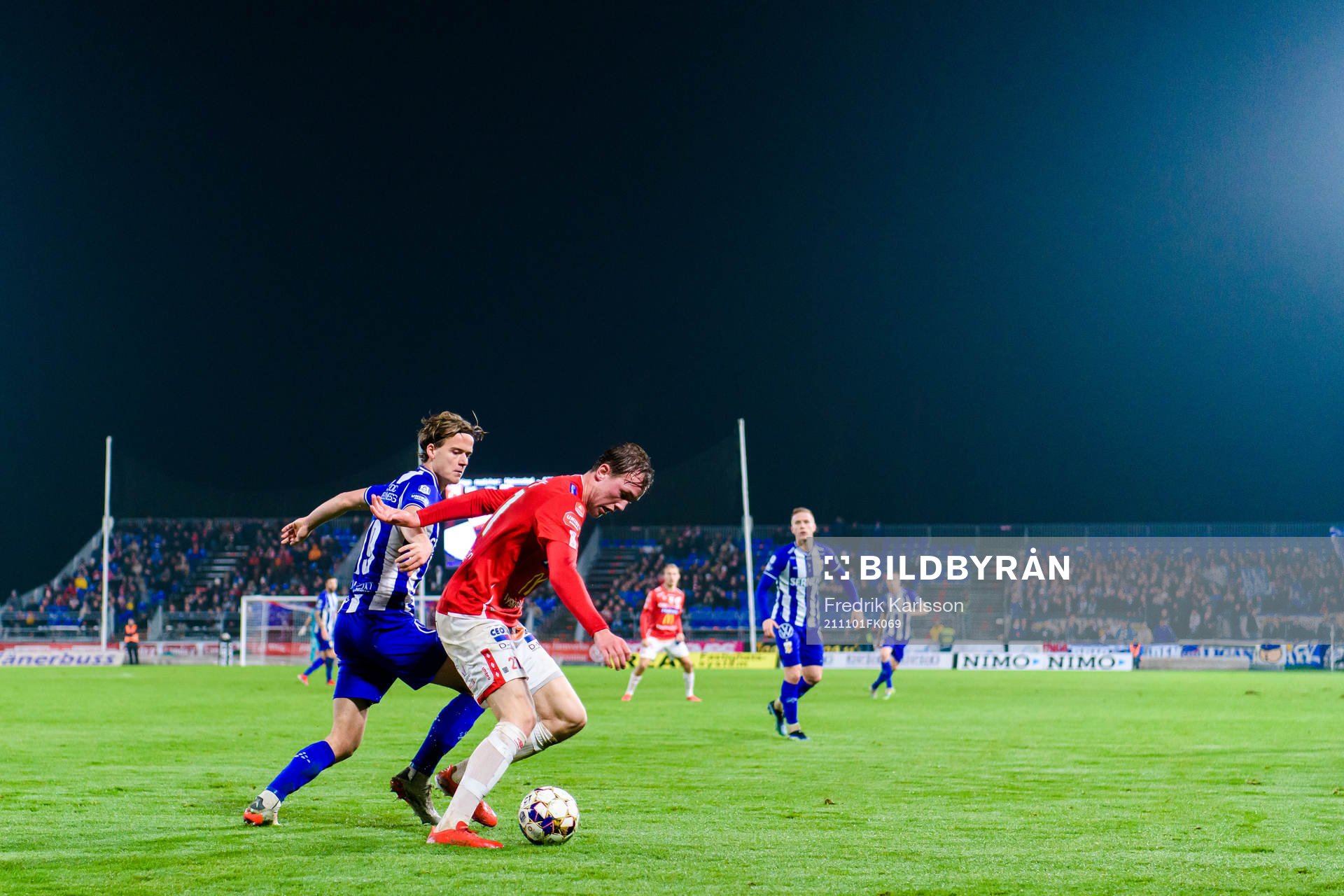 IFK Göteborgs August Erlingmark och Degerfors Adam Carlén