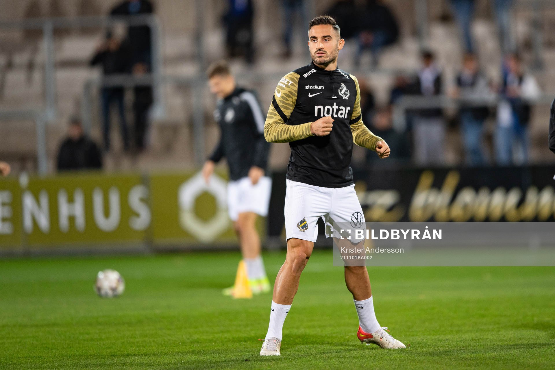 s Sotirios Papagiannopoulos före fotbollsmatchen i