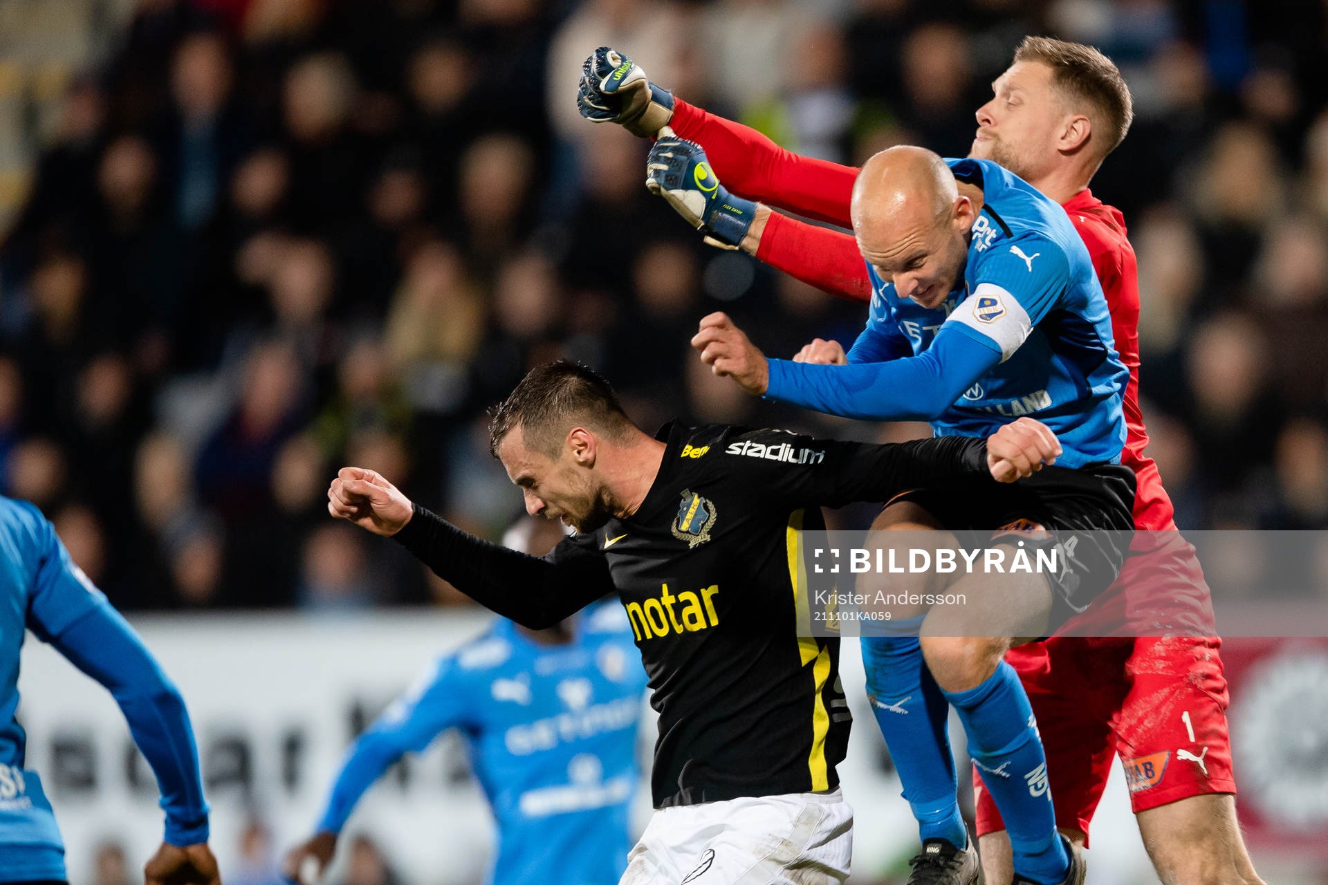 Halmstads Andreas Johansson och målvakt Malkolm Nilsson