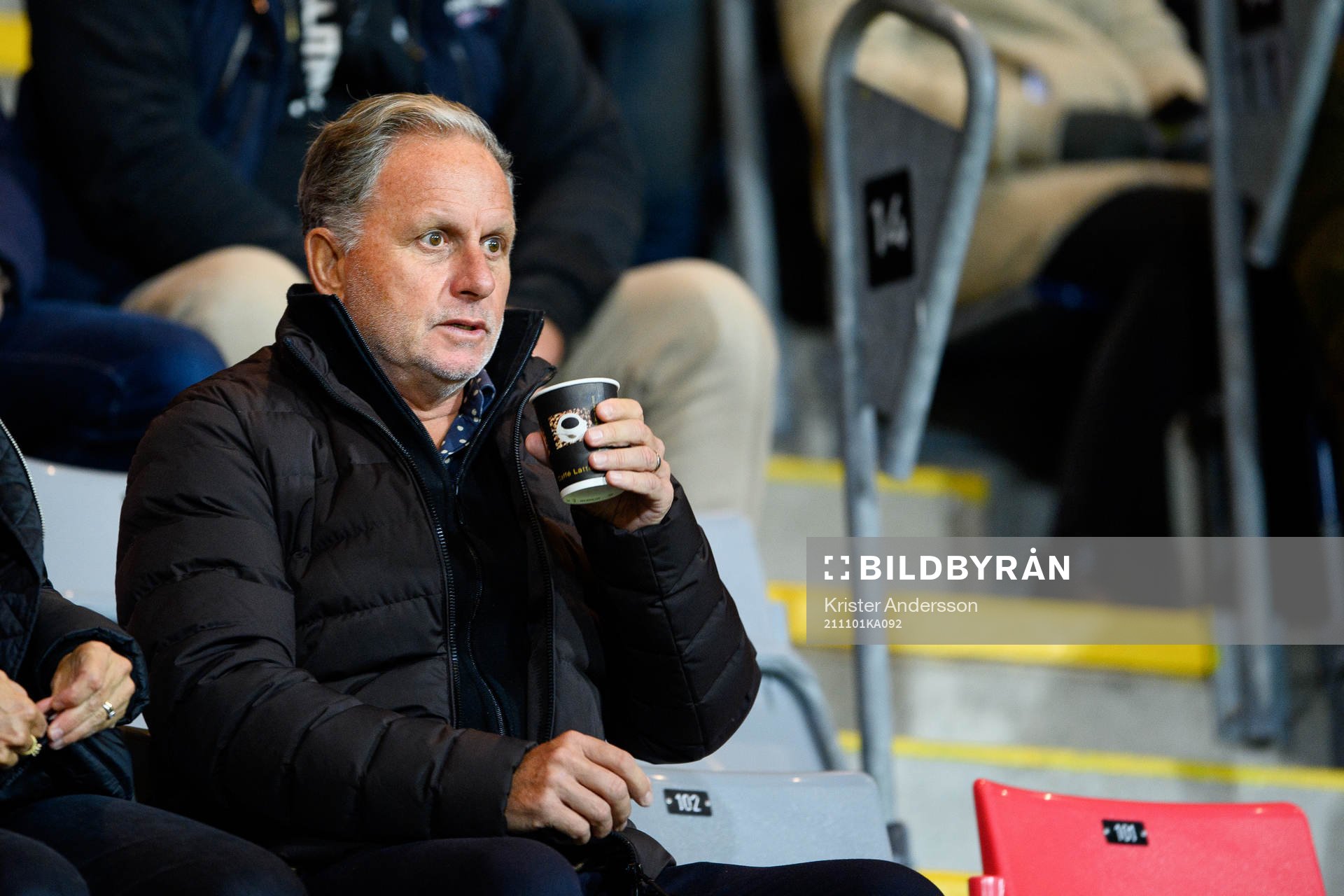 Halmstads före detta tränare Janne Jönsson på läktaren
