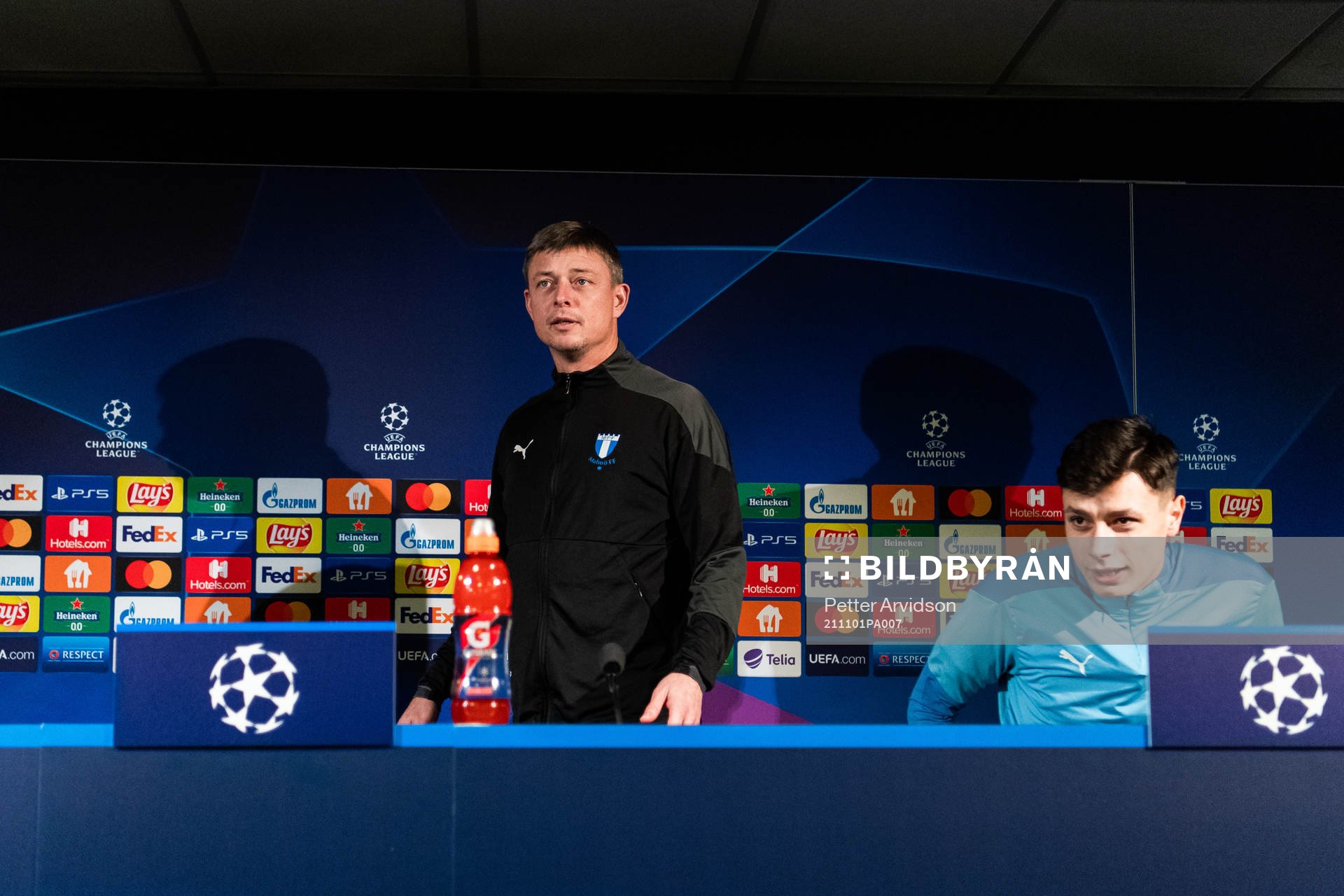 Jon Dahl Tomasson, head coach, and Anel Ahmedhodzic