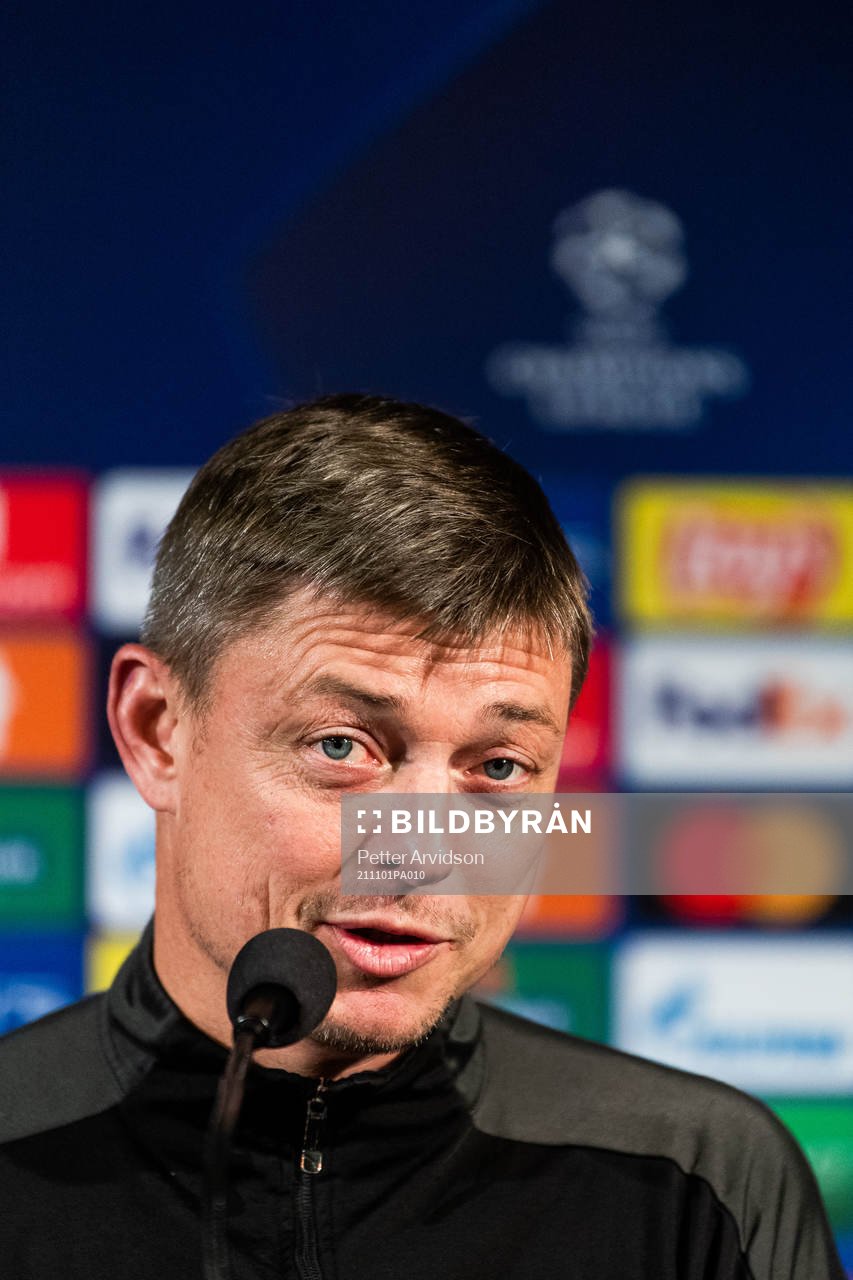 Jon Dahl Tomasson, head coach