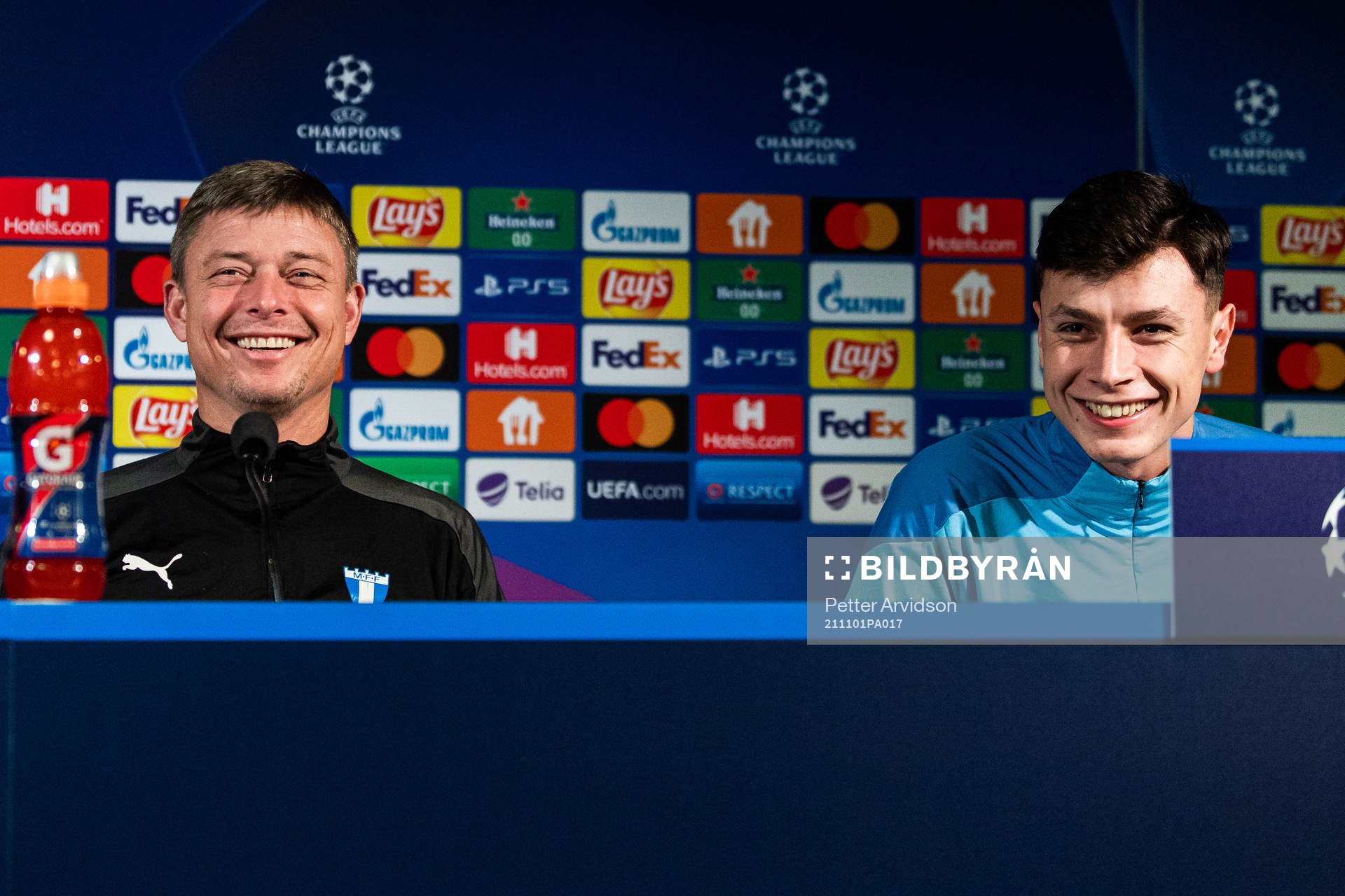 Jon Dahl Tomasson, head coach, and Anel Ahmedhodzic