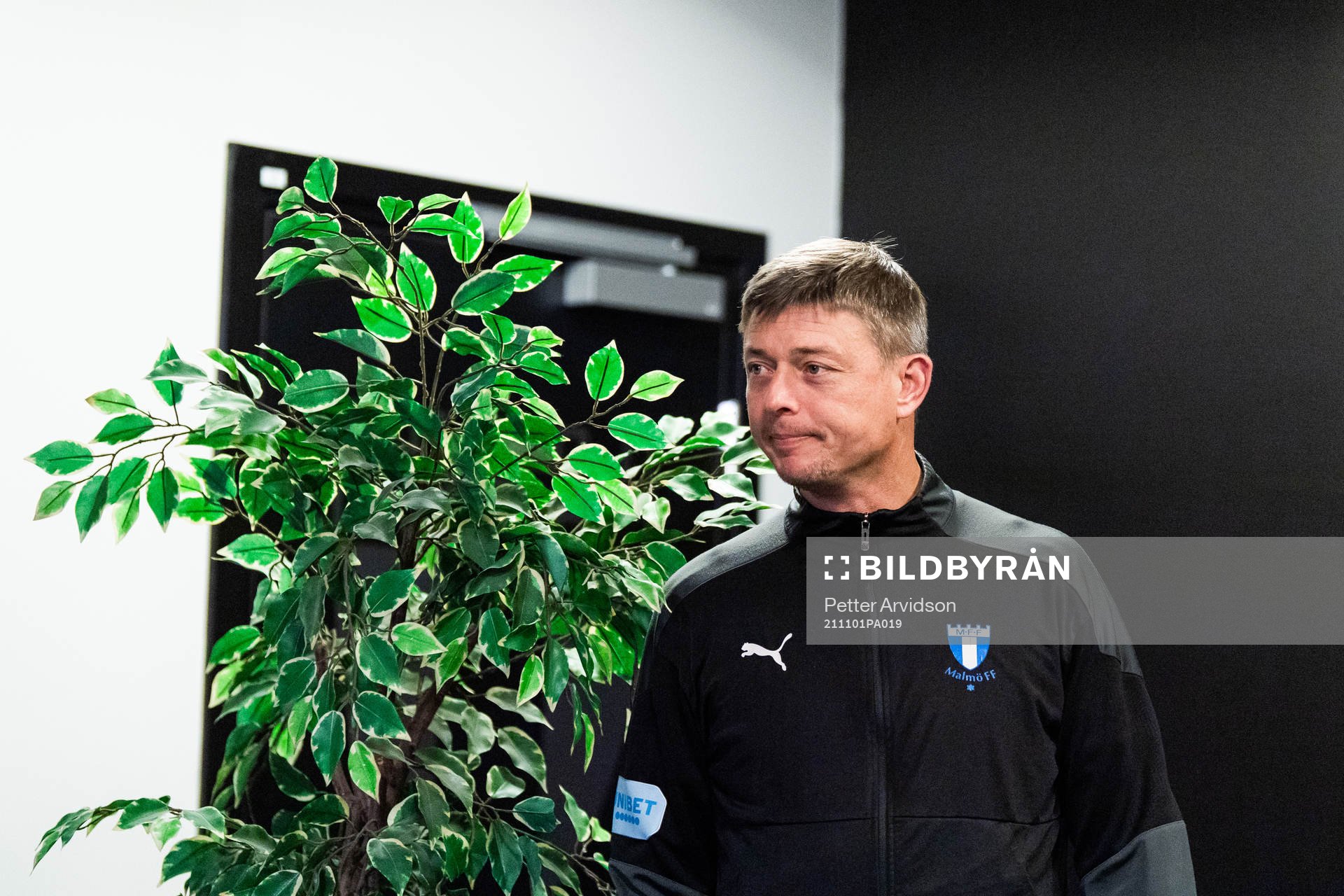 Jon Dahl Tomasson, head coach