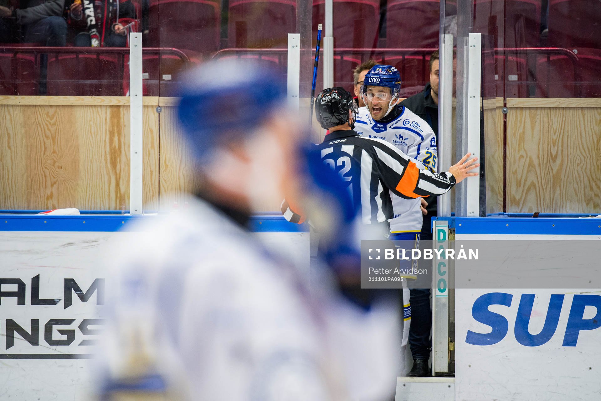 Leksands Carter Camper i samtal med domaren