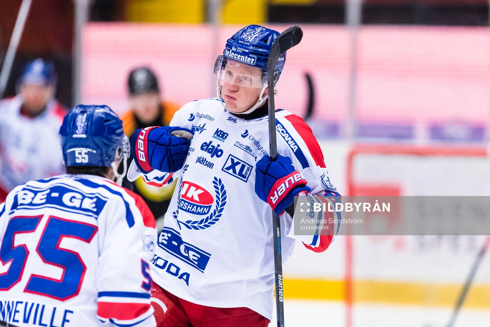 Oskarshamns Fredrik Olofsson gör 3-2 och jublar med David