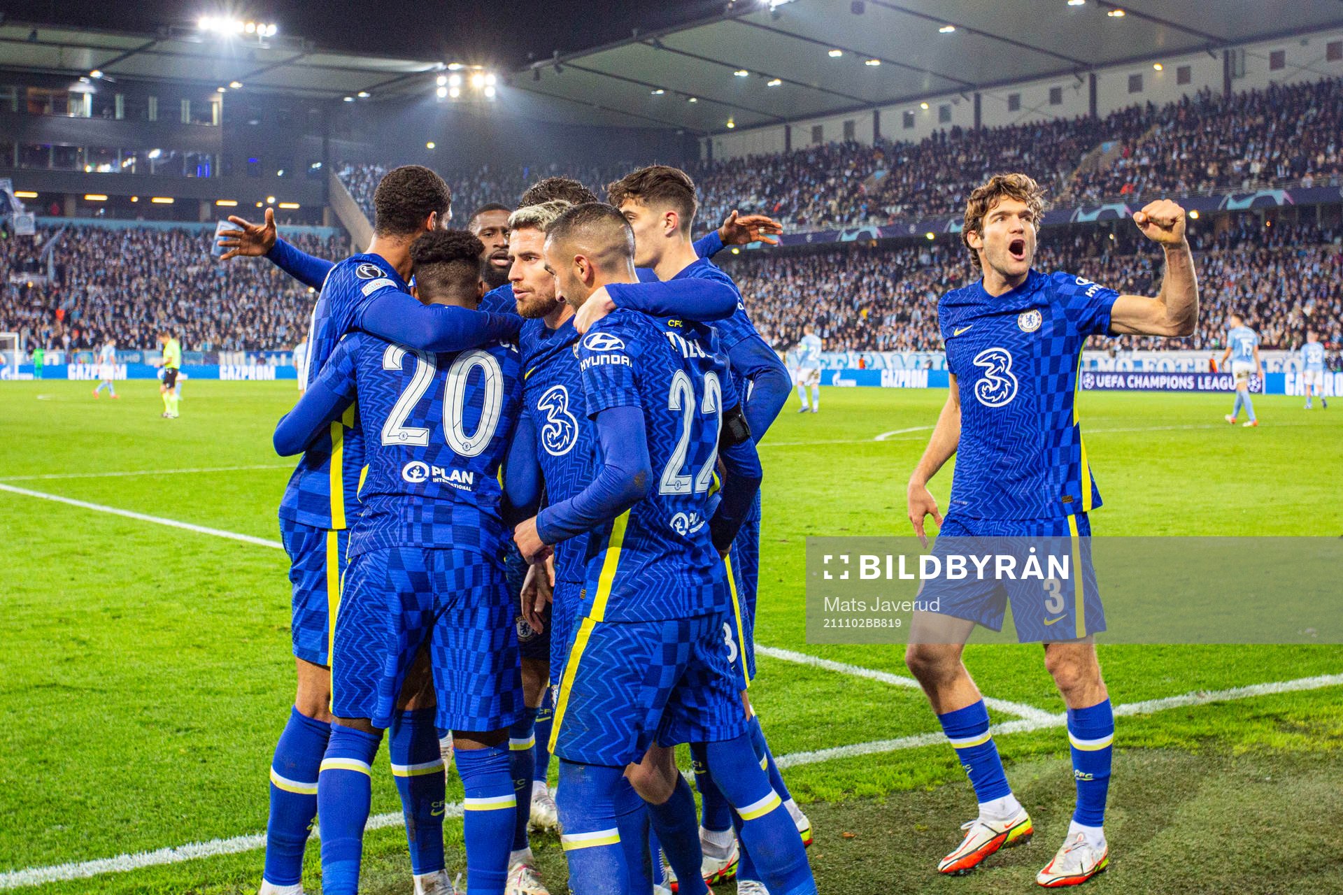 Hakim Ziyech of Chelsea celebrates scoring 0-1