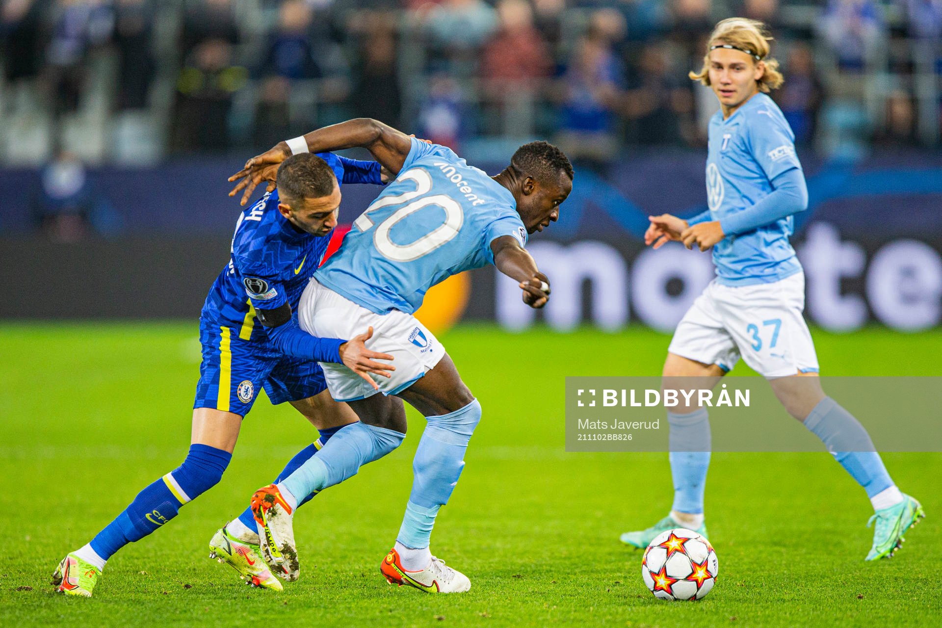 Hakim Ziyech of Chelsea and Bonke Innocent of Malmö FF