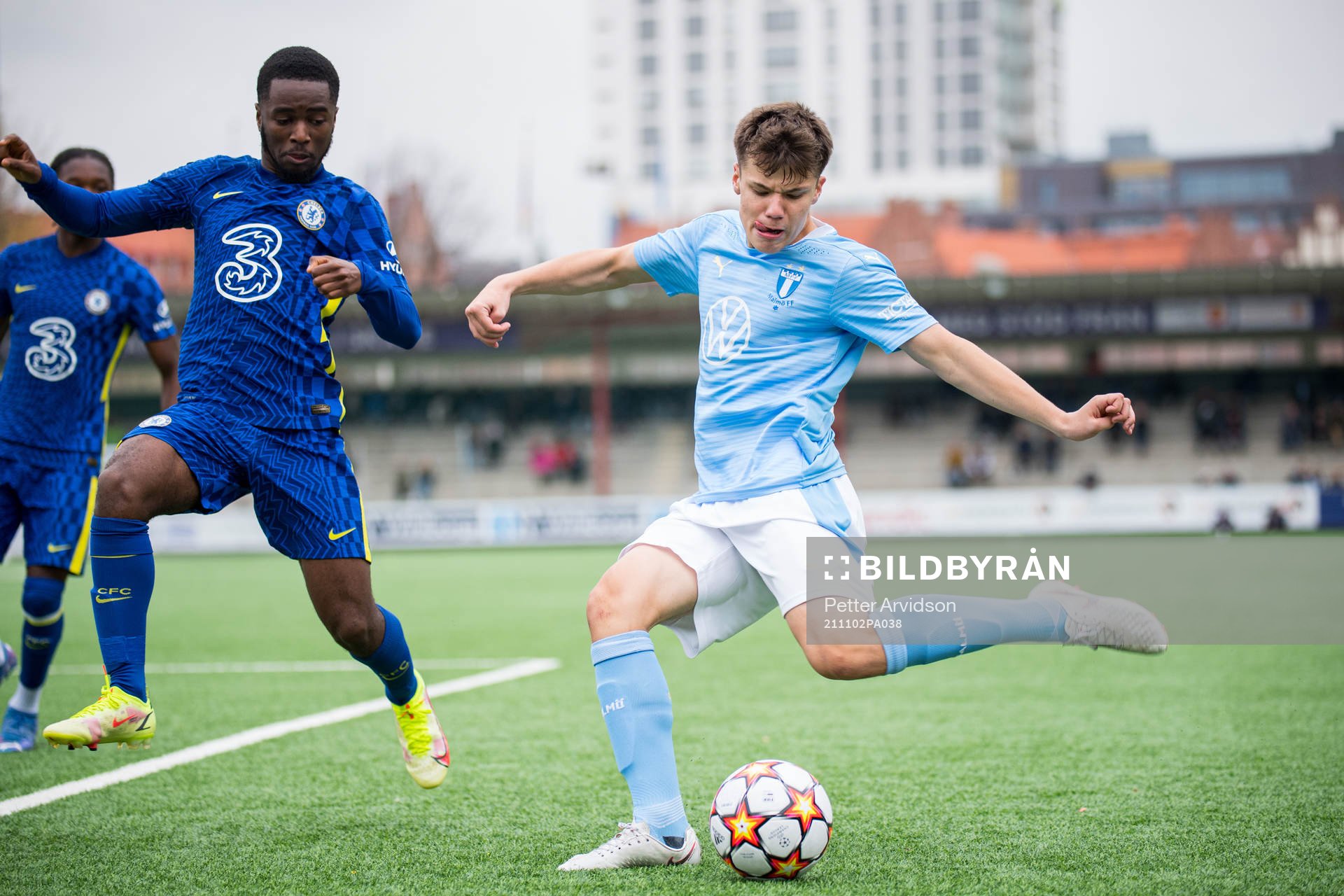 Dion Rankine of Chelsea and August Karlin of Malmö FF