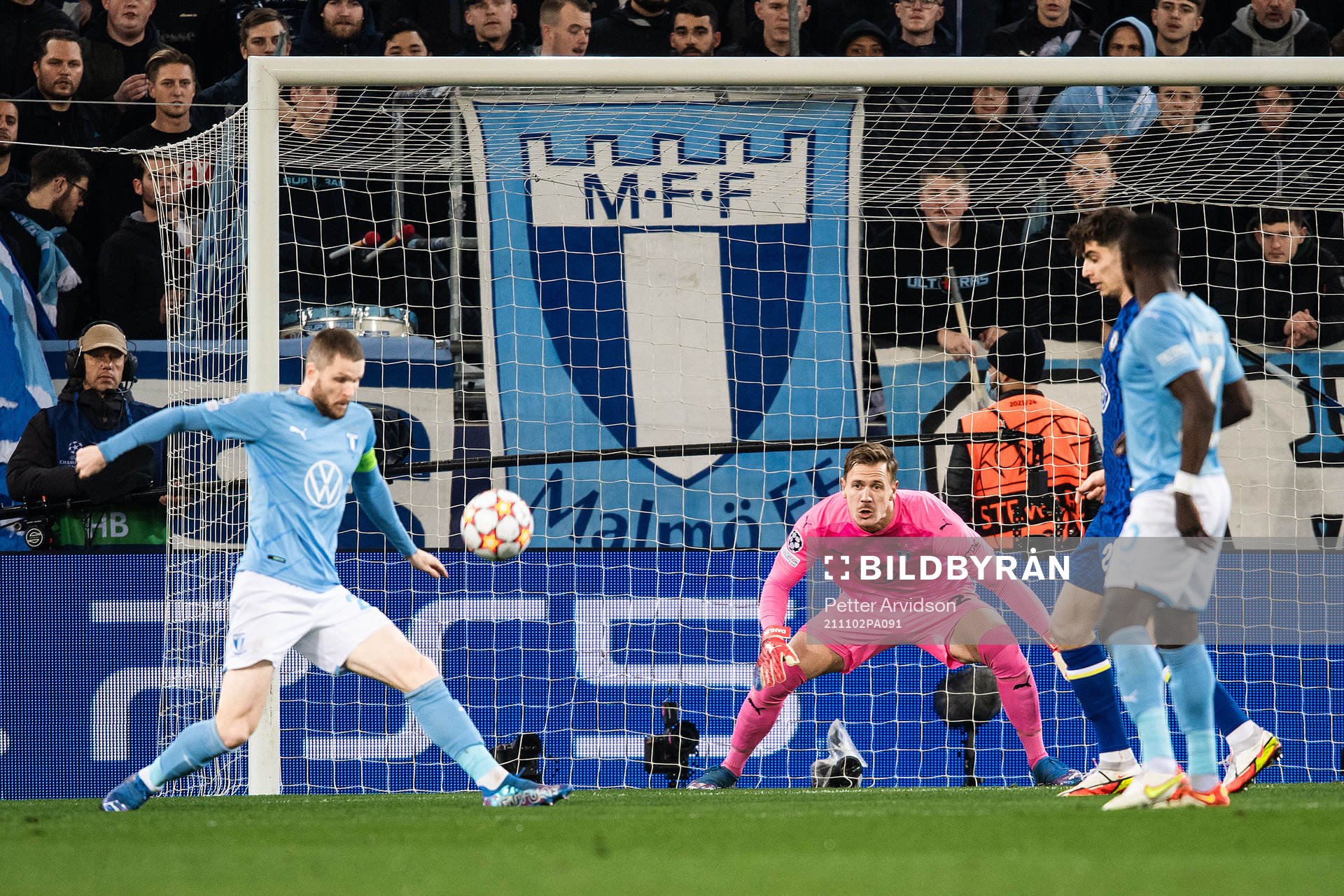Lasse Nielsen and goalkeeper Johan Dahlin of Malmö FF during the UEFA Champions League football match between Malmö FF and Chelsea on November 2, 2021 in Malmö.