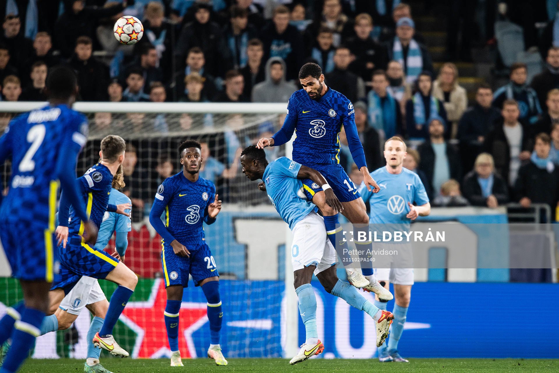 Ruben Loftus Cheek of Chelsea and Bonke Innocent of Malmö