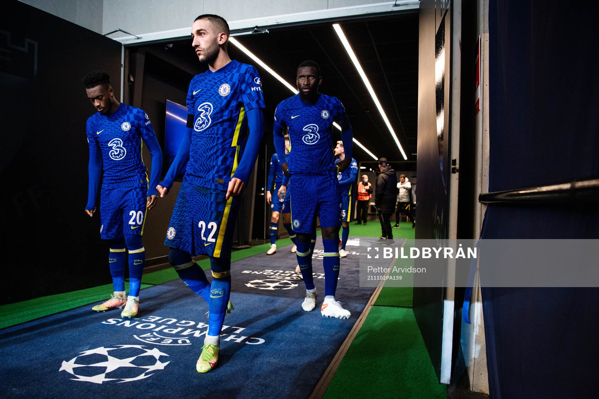 Callum Hudson Odoi, Hakim Ziyech and Saul Niguez of Chelsea
