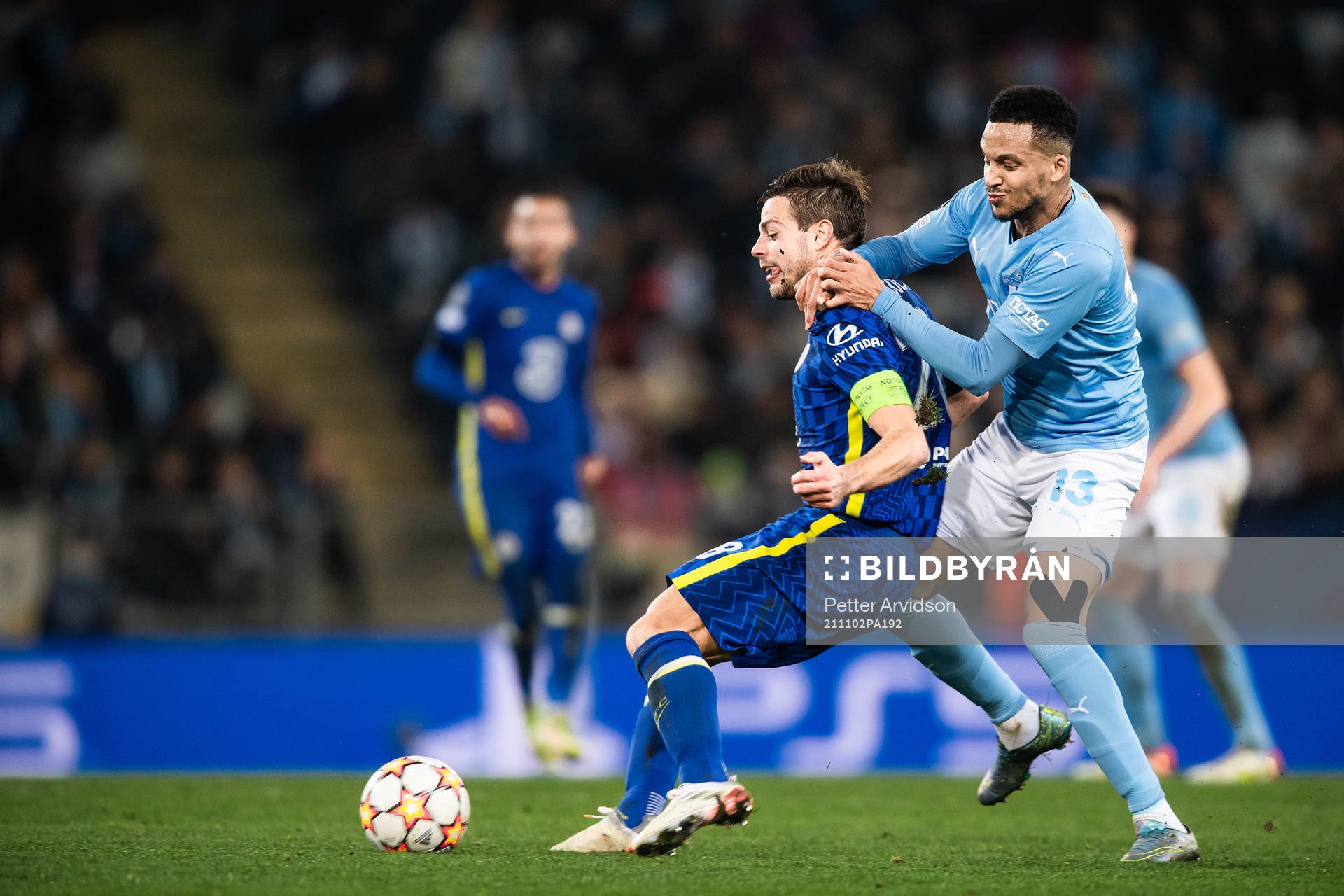 Cesar Azpilicueta of Chelsea and Martin Olsson of Malmö FF