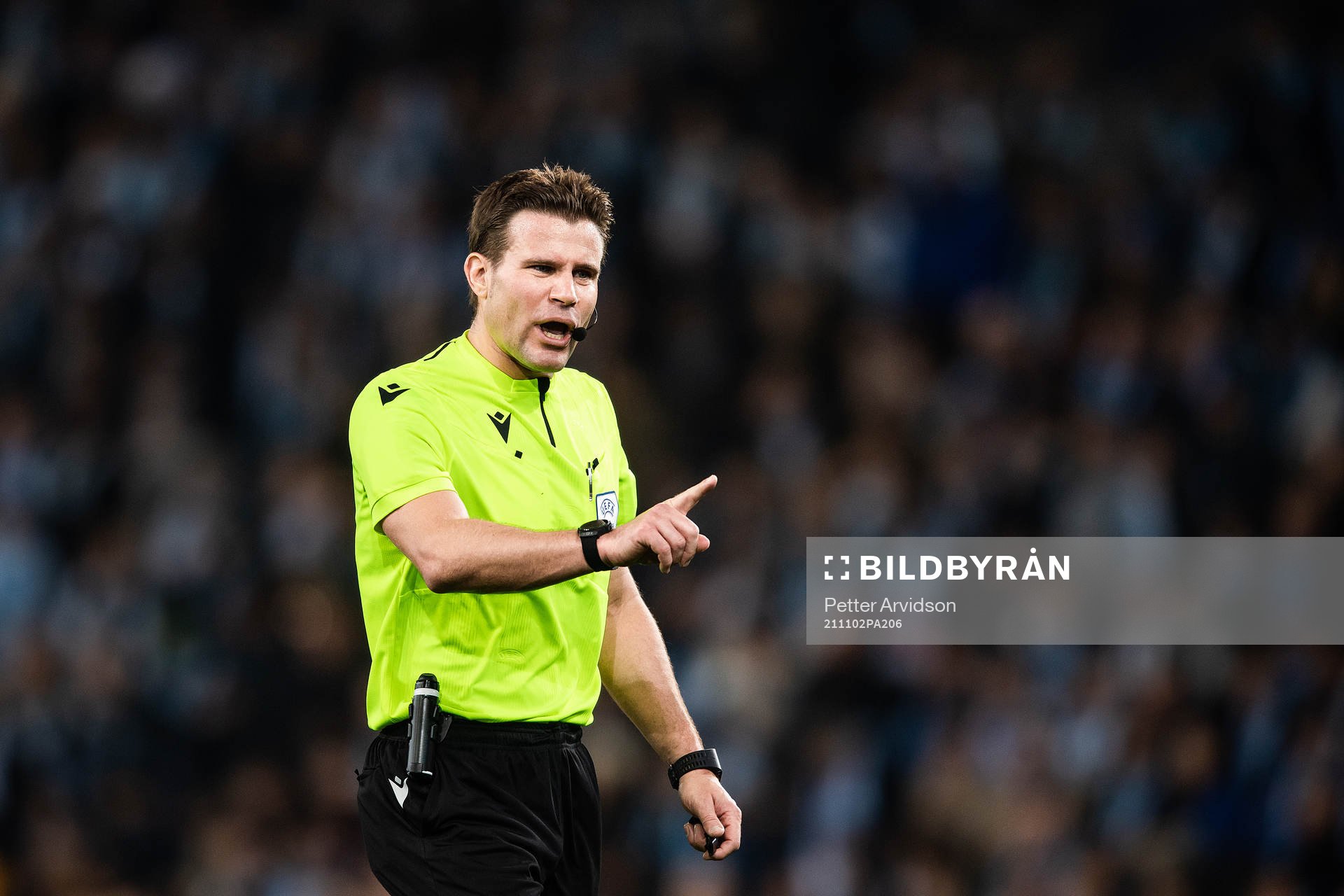 Referee Felix Brych