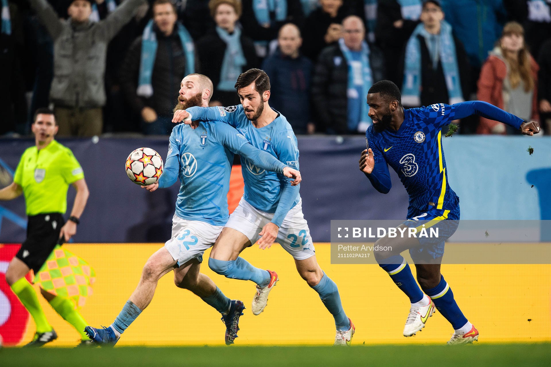 Jo Inge Berget and Adi Nalic of Malmö FF agaist Antonio