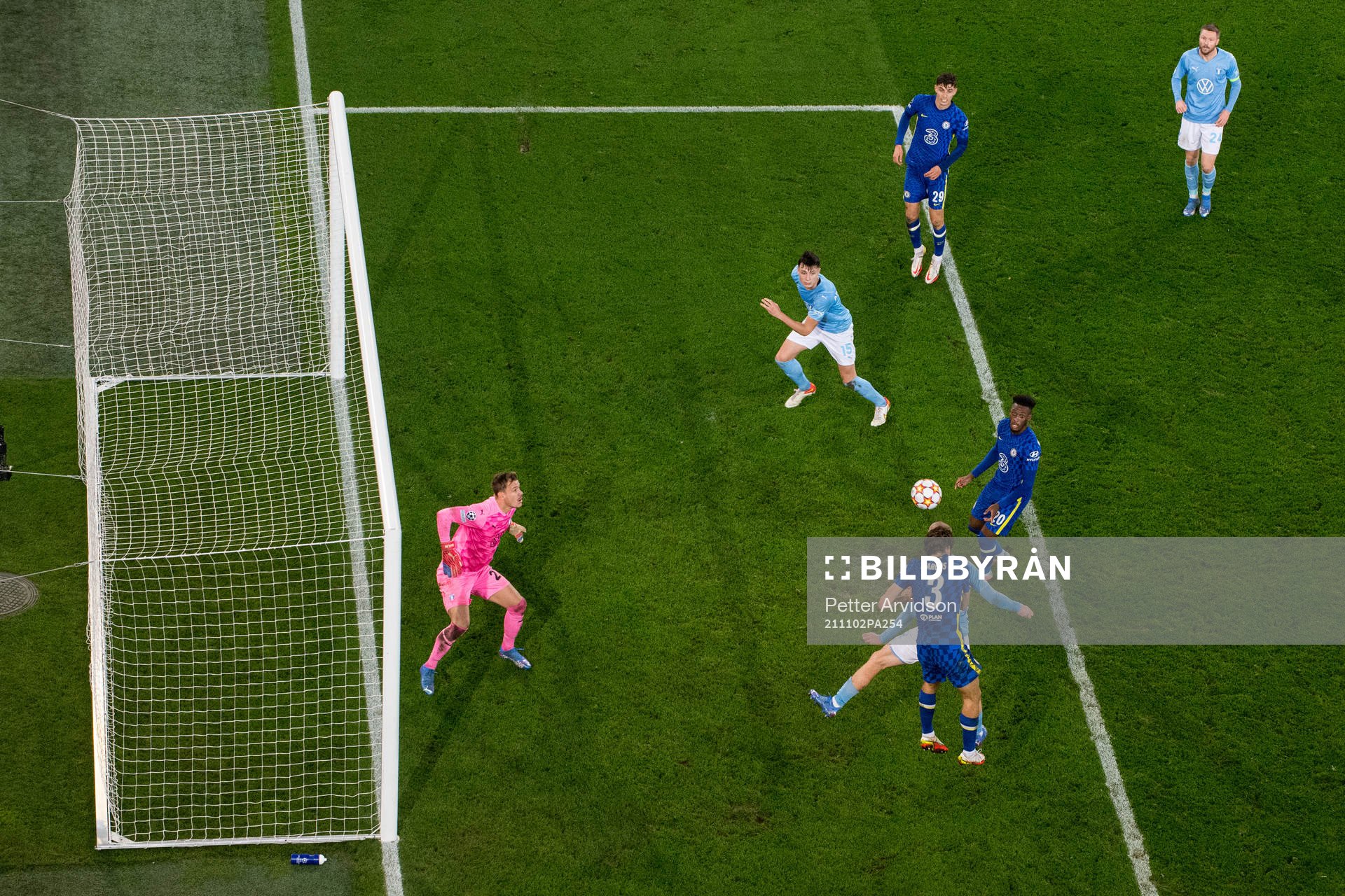 Marcos Alonso, Callum Hudson Odoi and Kai Havertz of