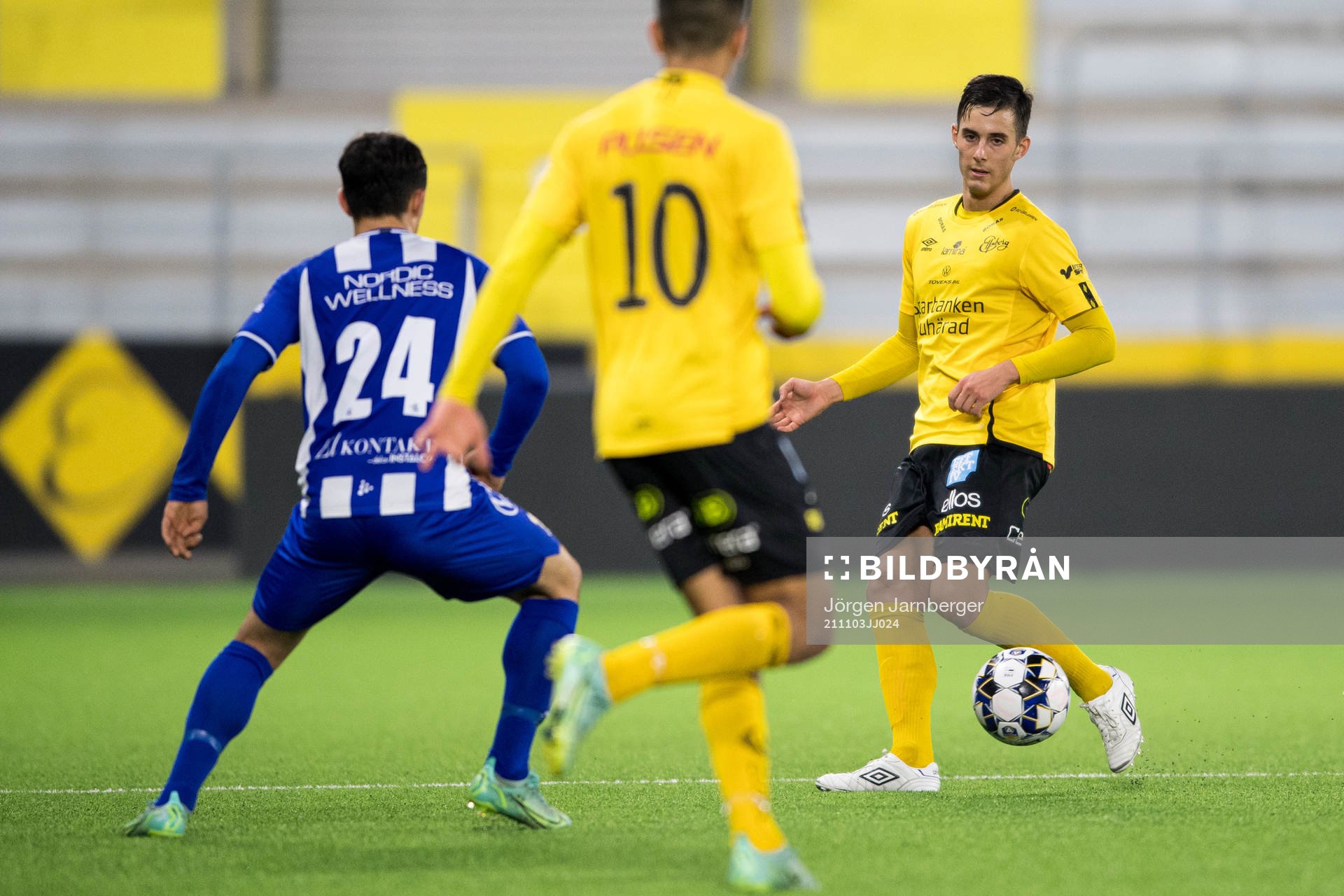 Elfsborgs Stefan Ceganjac under fotbollsmatchen i P19 Allsvenskan södra mellan Elfsborg och IFK Göteborg den 3 november 2021 i Borås.