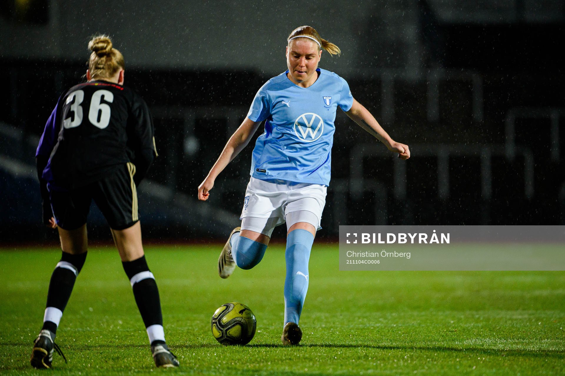 Dalby/Genarps Emelie Nylén och Malmö FFs Rebecka Holm