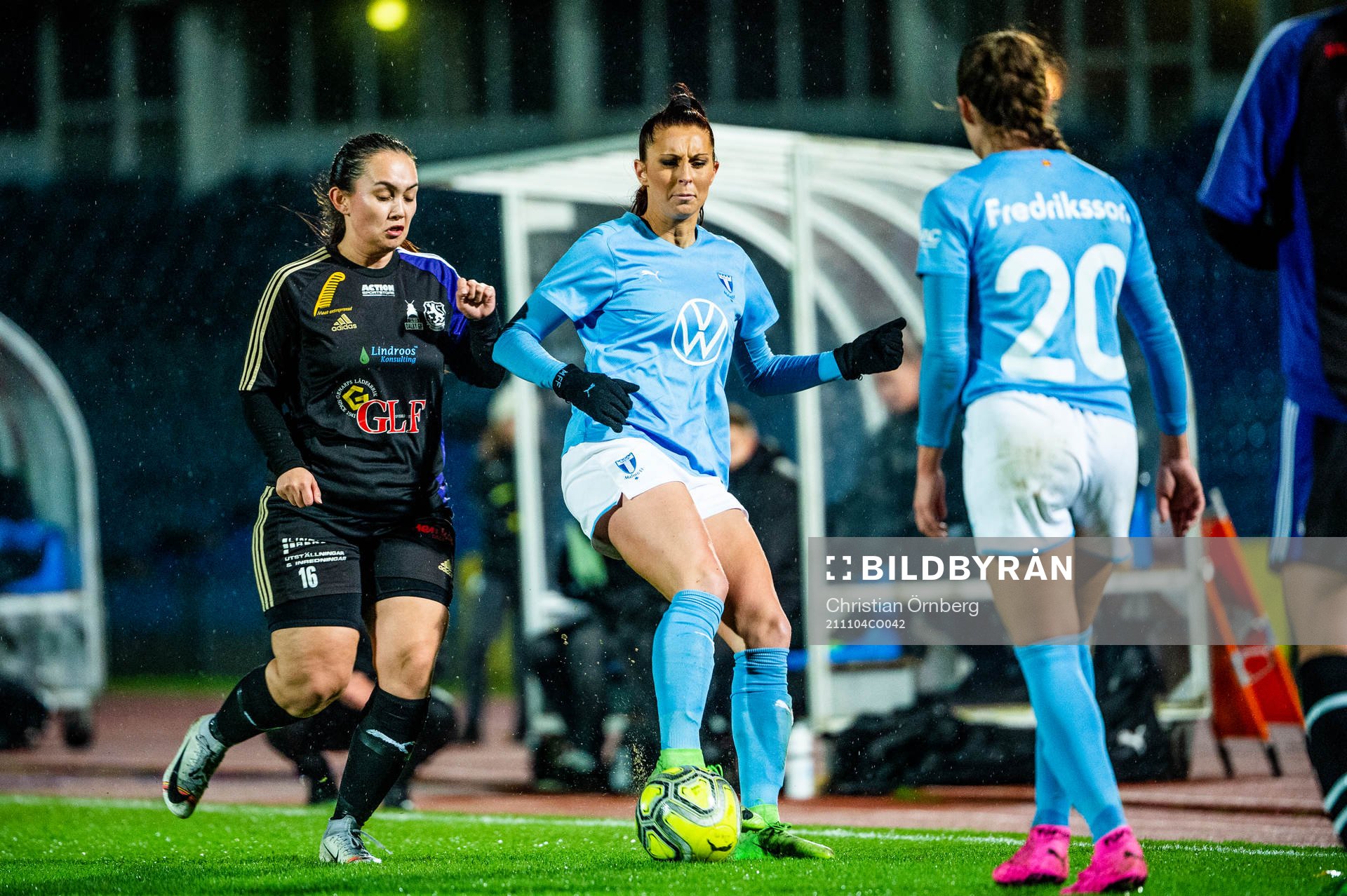 Malmö FFs Malin Gunnarsson mot Dalby/Genarps Stephanie