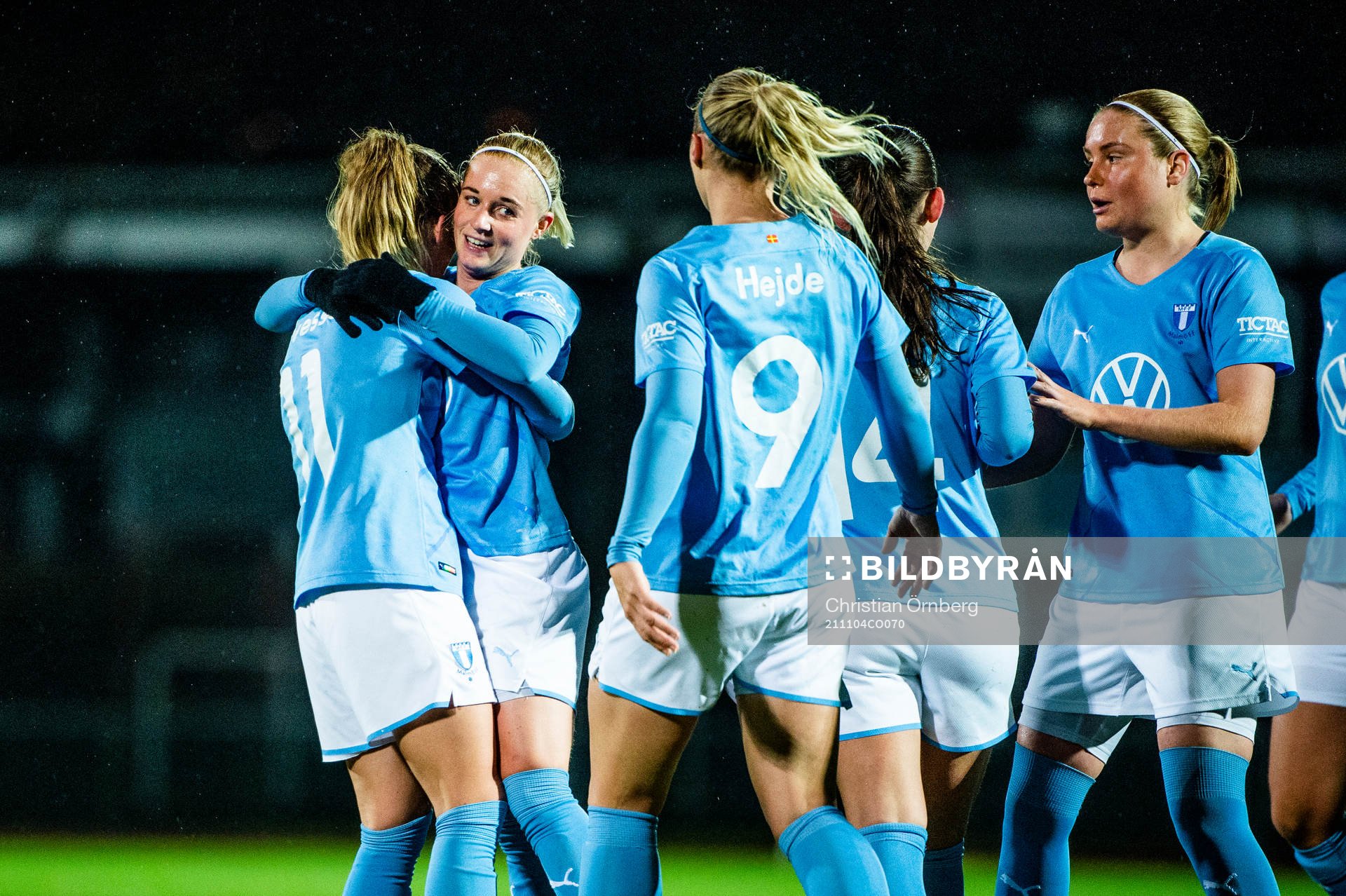 Malmö FFs Melina Skarström jublar