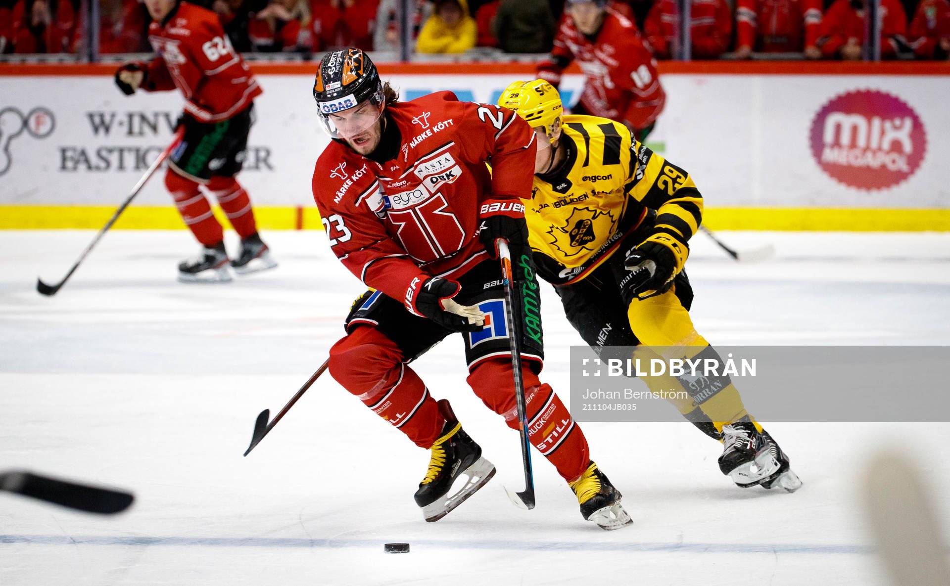 Örebros Petr Zámorský och Skellefteås Albin Sundsvik