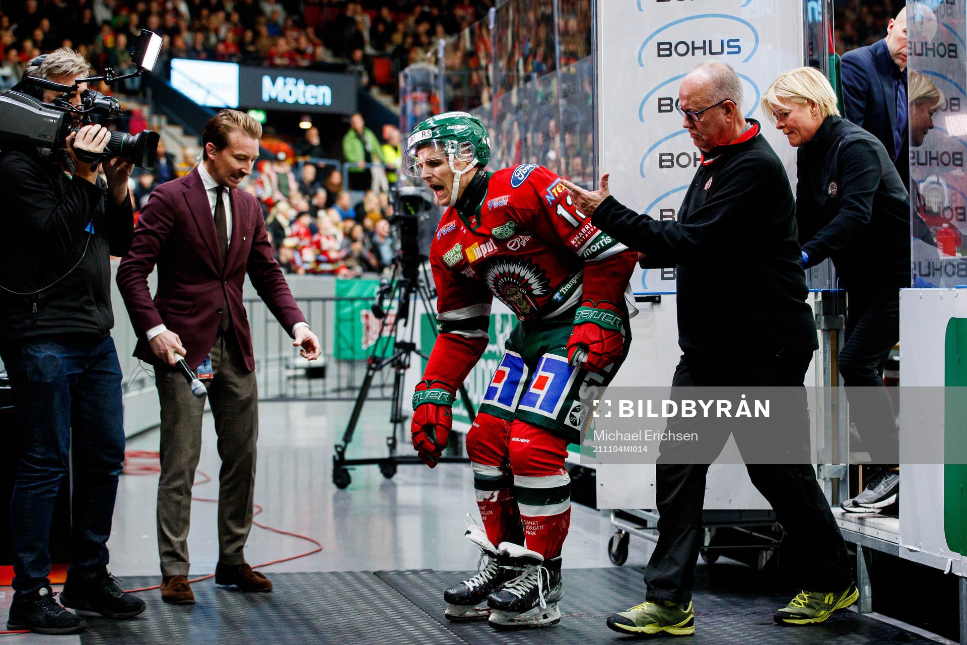 Frölundas Max Friberg blöder från benet