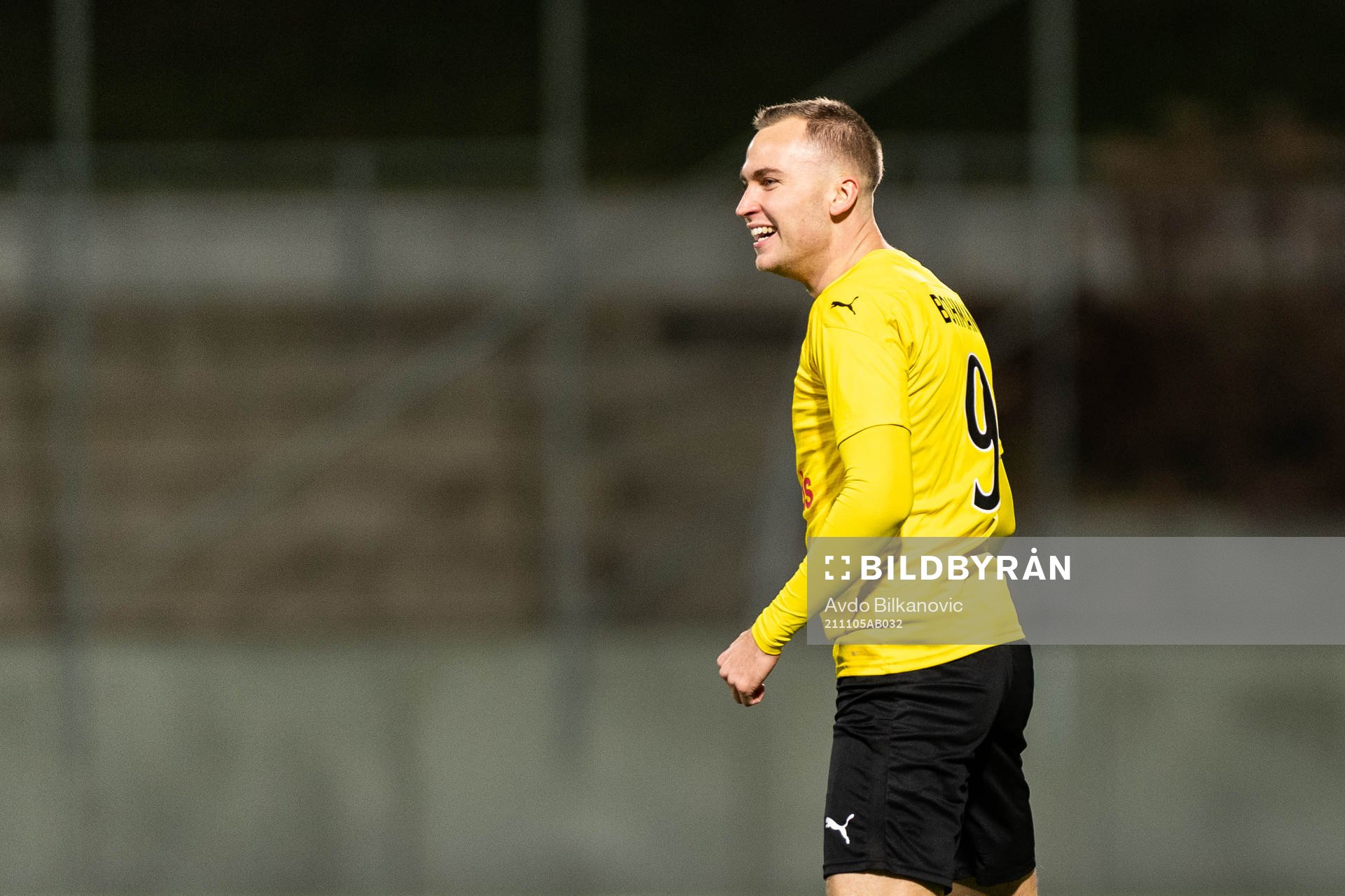 Lunds Filip Bohman jublar efter 1-0 målet under fotbollsmatchen i Division 1 Södra mellan Lunds BK och IFK Malmö den 5 november 2021 i Lund.