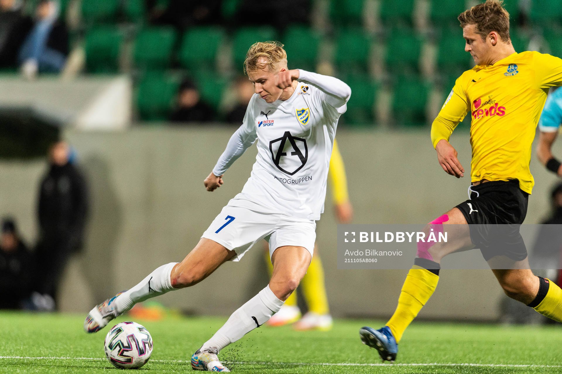 IFK Malmös Jakob Andersson under fotbollsmatchen i Division 1 Södra mellan Lunds BK och  IFK Malmö den 5 november 2021 i Lund. 