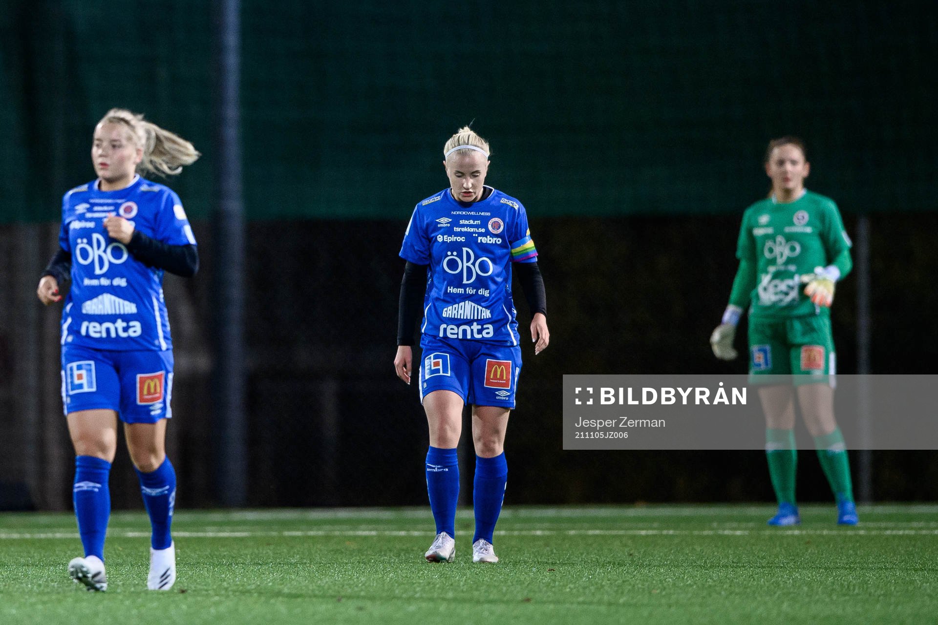 Örebros Elin Lindbäck deppar