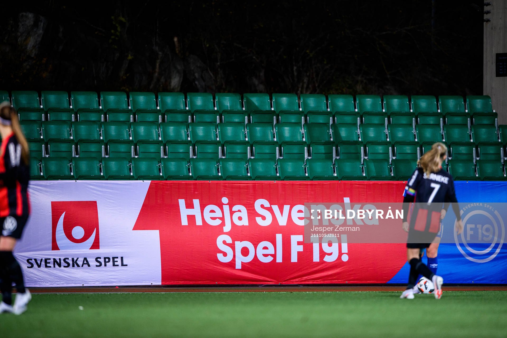 En reklamskylt med Svenska spel