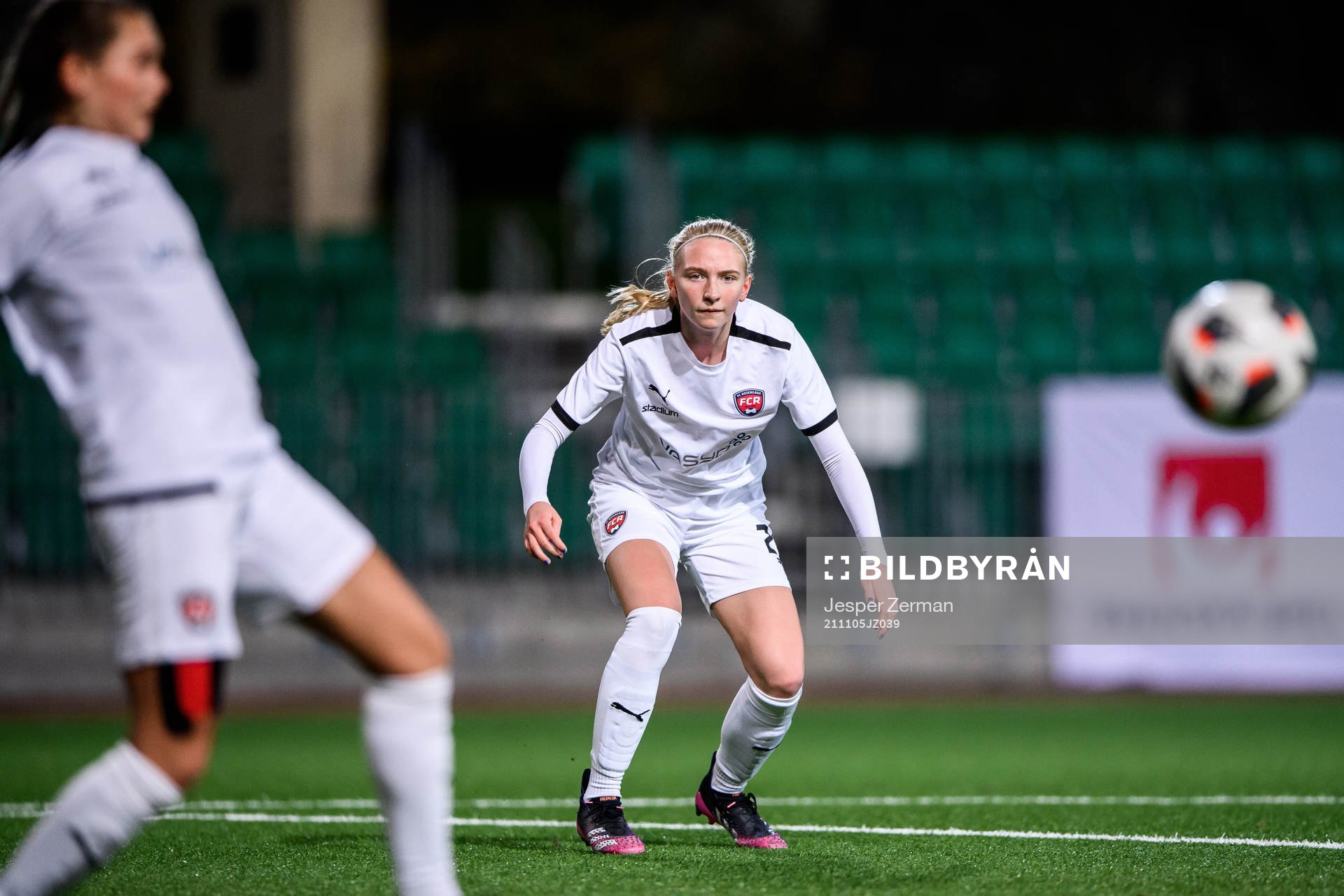 Rosengårds Lisa Eleonora Klingvall under semifinalen i F19-slutspelet mellan Rosengård och Umeå IK den 5 november 2021 i Stockholm. 