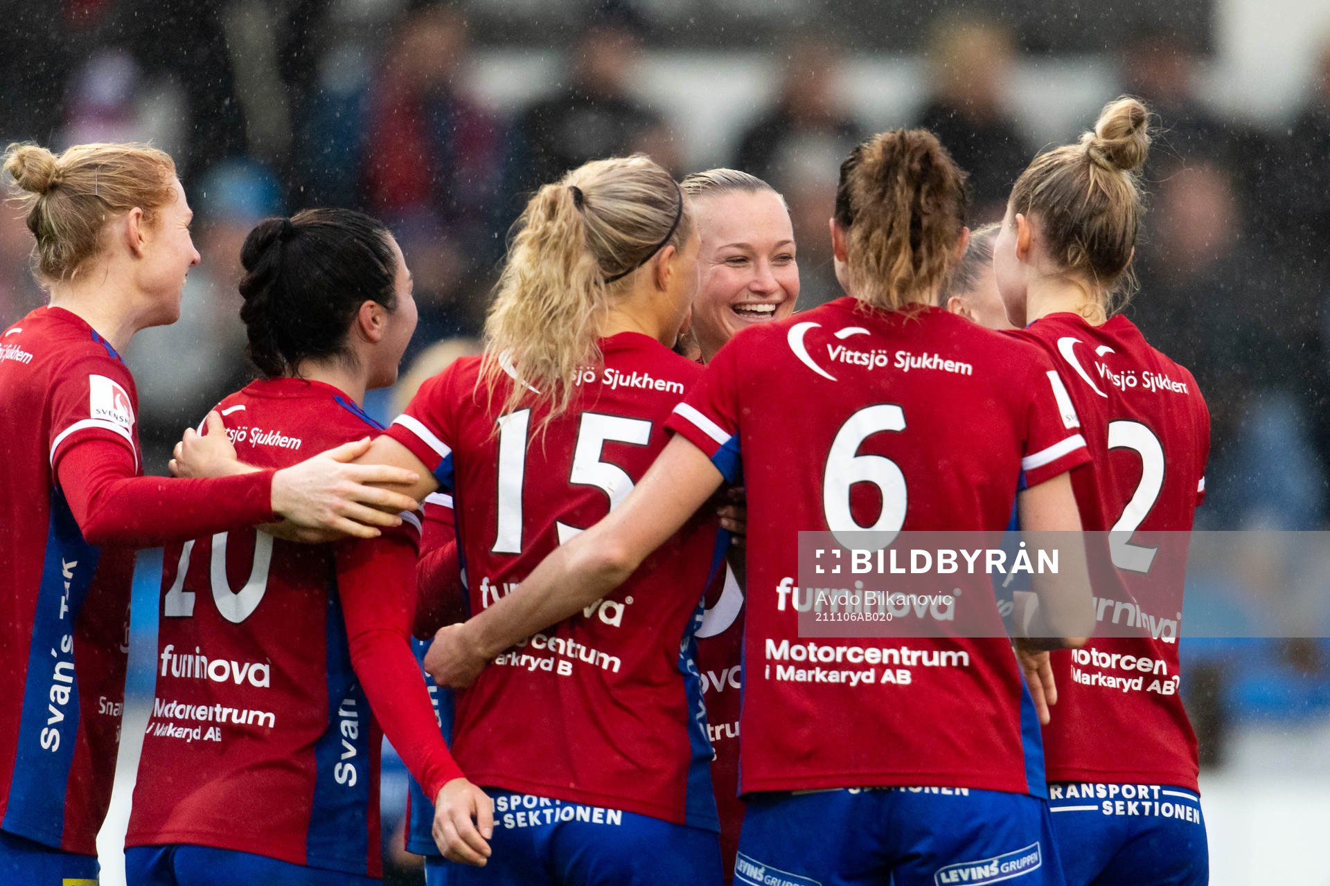 Vittsjös Vittsjös Tove Almqvist jublar efter 4-0 under fotbollsmatchen i Damallsvenskan mellan Vittsjö och Örebro den 6 november 2021 i Vittsjö.