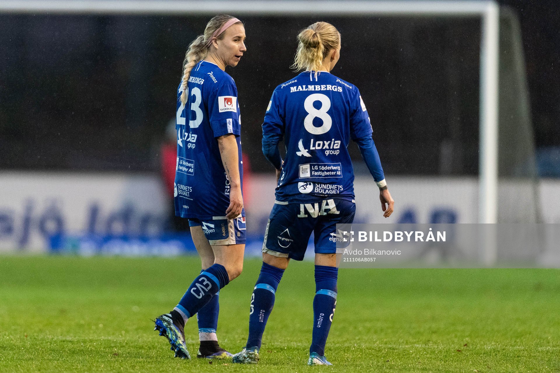 Örebros Jenna Hellstrom och Nathalie Hoff Persson deppar