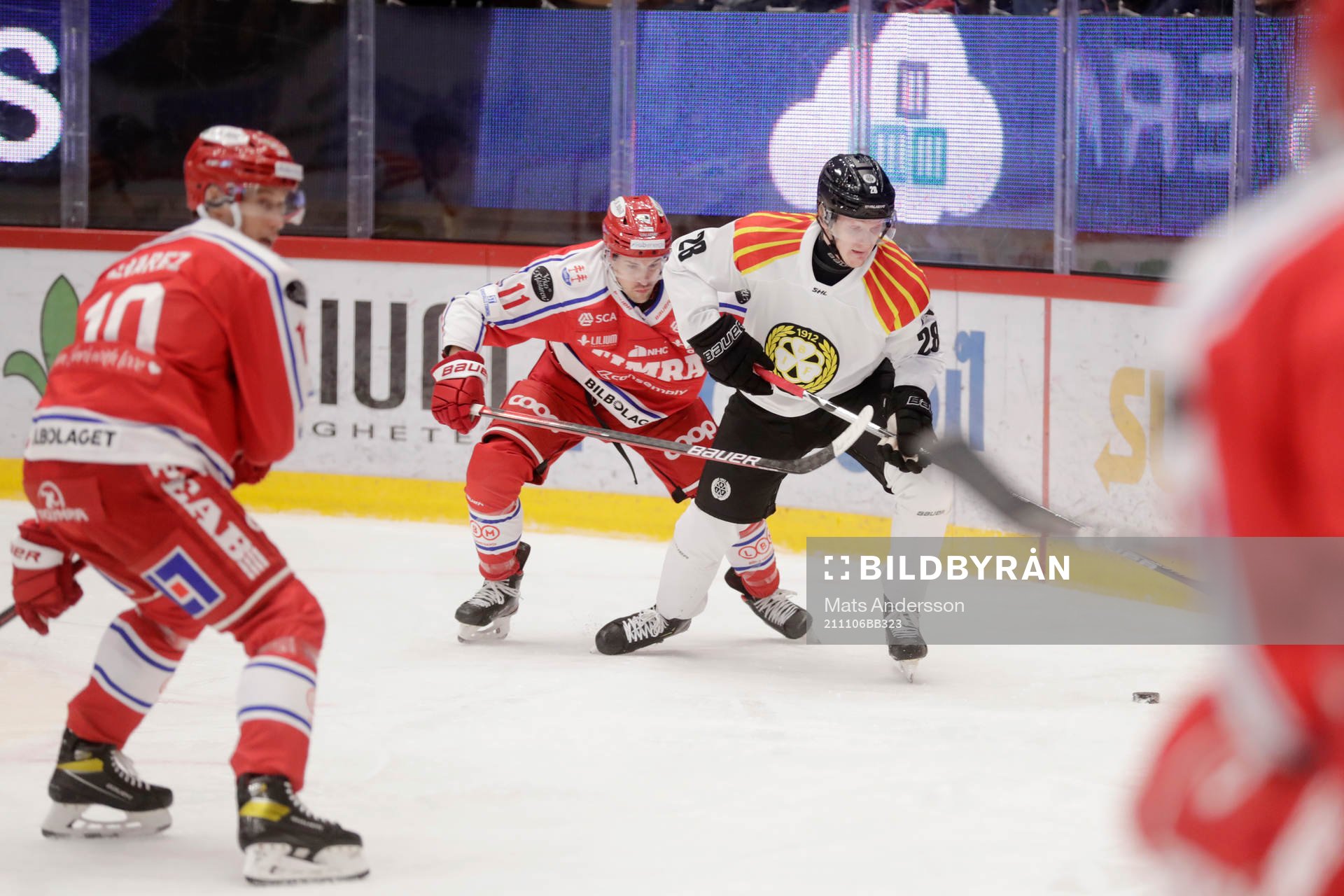 Brynäs Oskar Kvist och Timrås Nolan Zajac