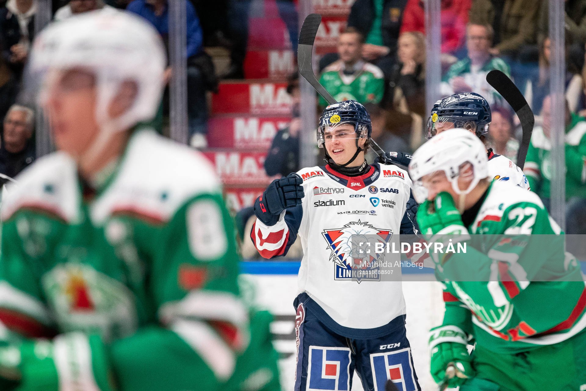 Linköpings Elliot Ekmark jublar