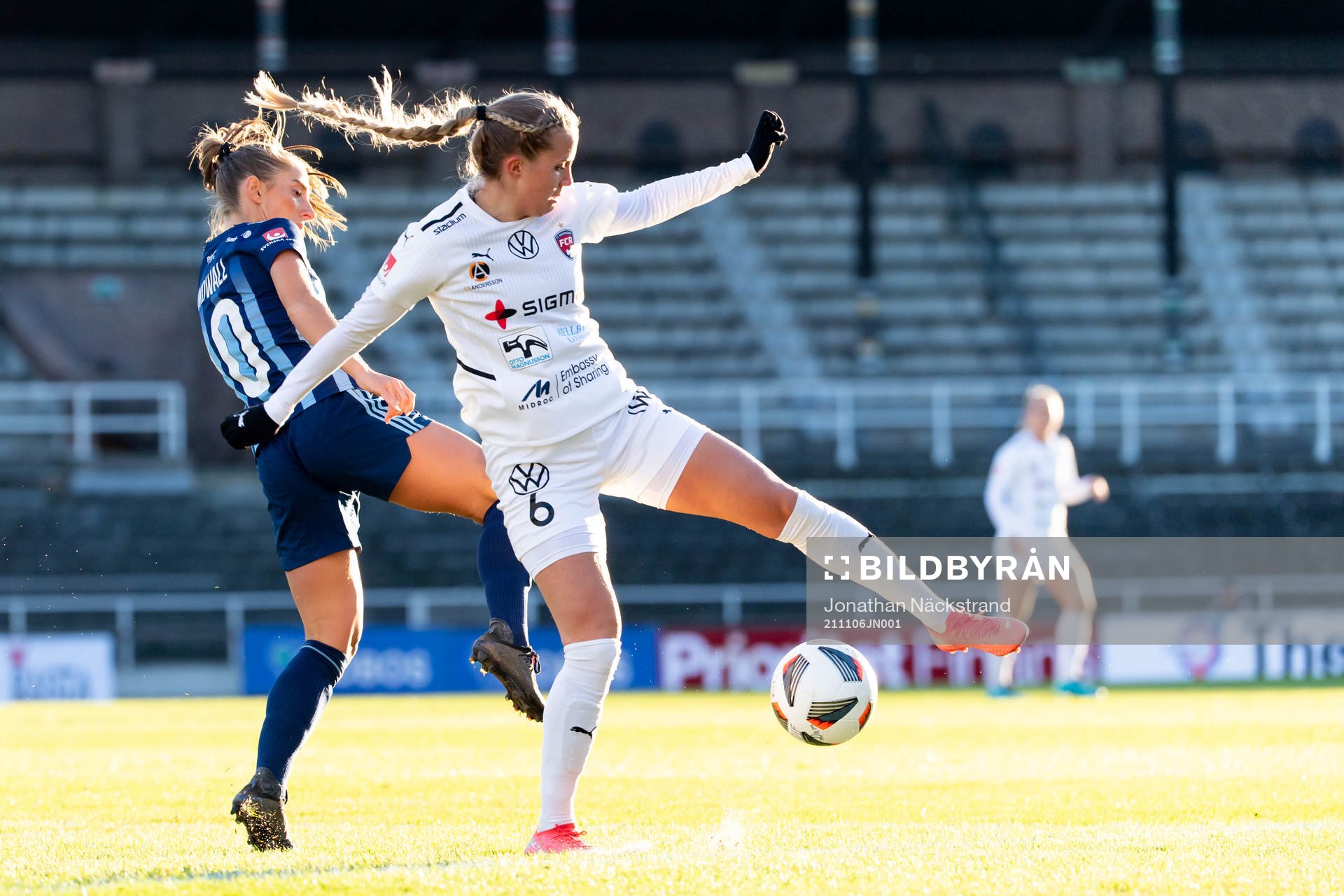 Rosengårds Ria Noora Minerva Öling och  Djurgårdens