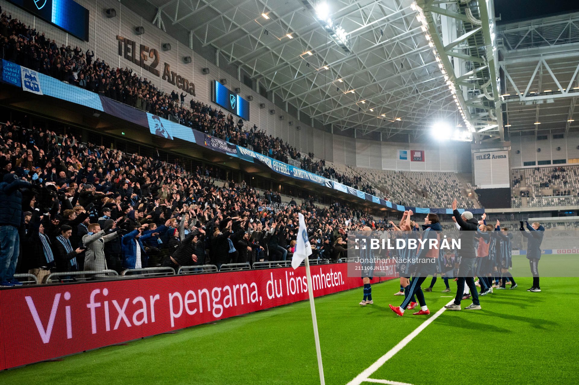 Djurgårdens spelare tackar publiken