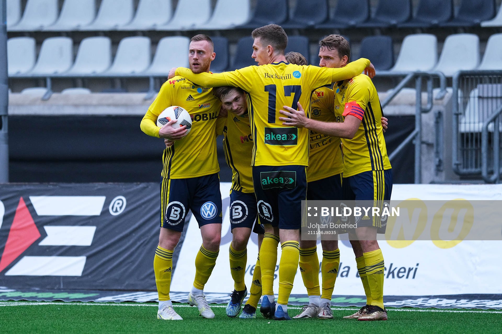 Ängelholm firar 2-2