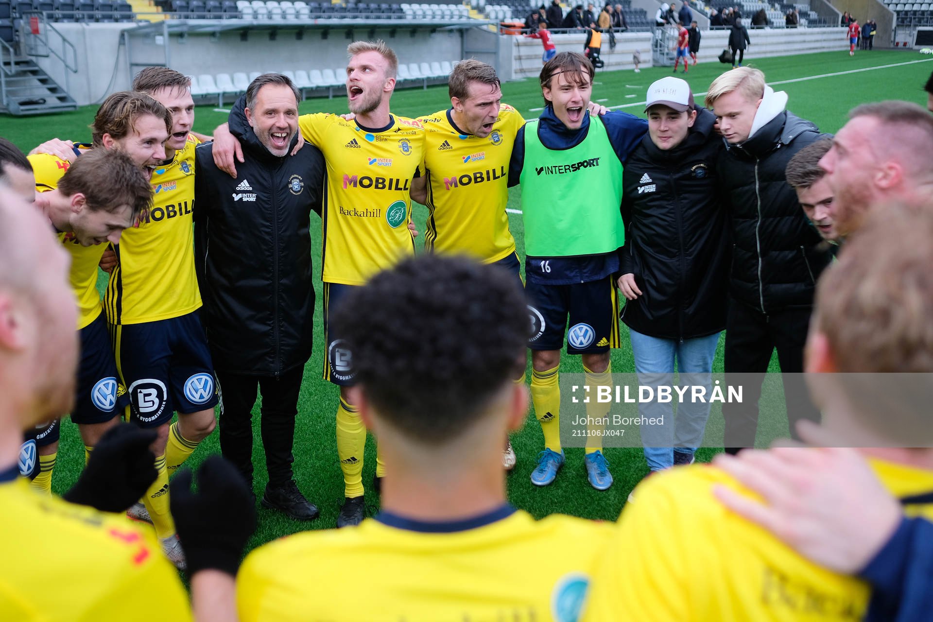 under fotbollsmatchen i Div 2 Västra Götaland mellan Sävedalen och Ängelholm den 6 november 2021 i Göteborg. 