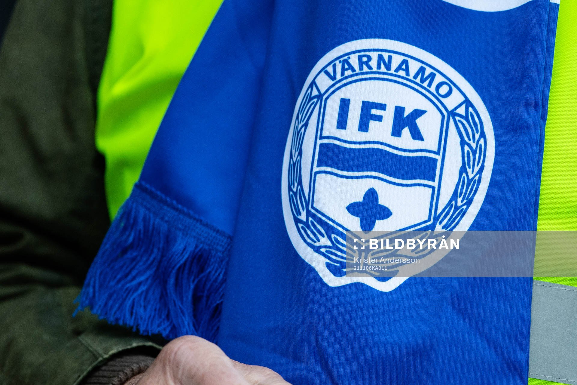 Halsduk med Värnamos logo