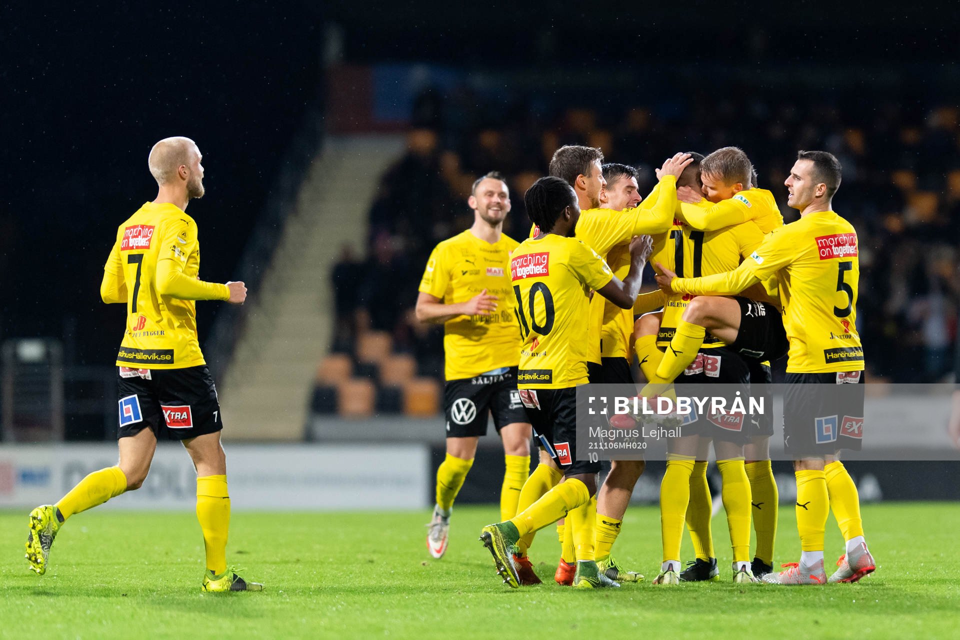Mjällbys Amin Sarr jublar
