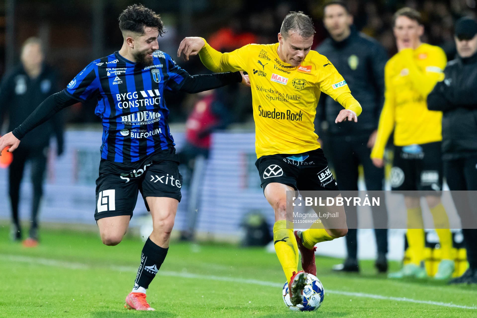 Sirius Moustafa Zeidan och Mjällbys Elias Andersson